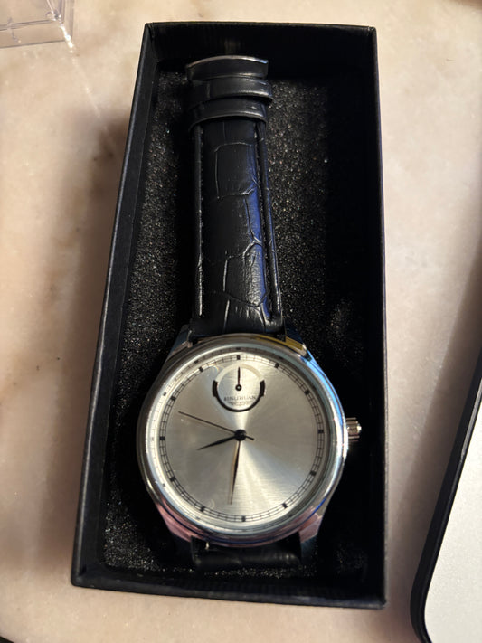 NEW - Men's Fashion Silver Dial Watch