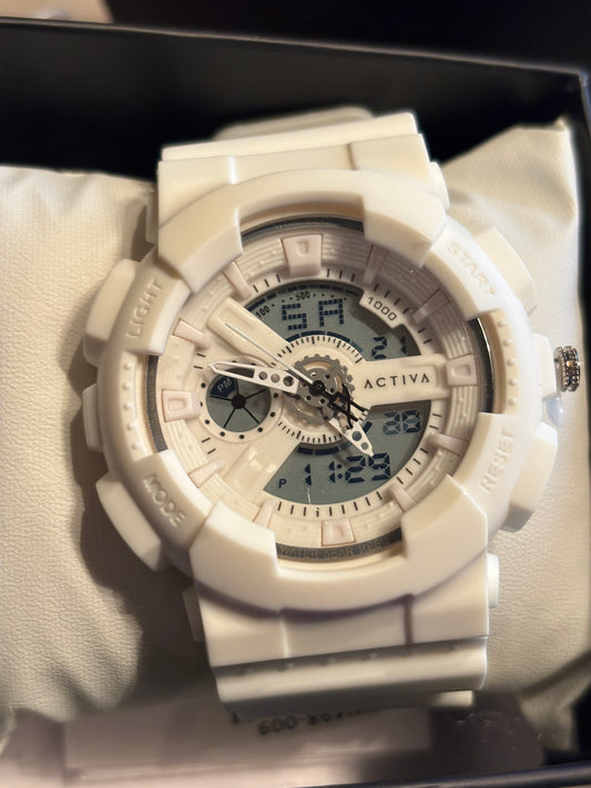 NEW - Activa Invicta All White