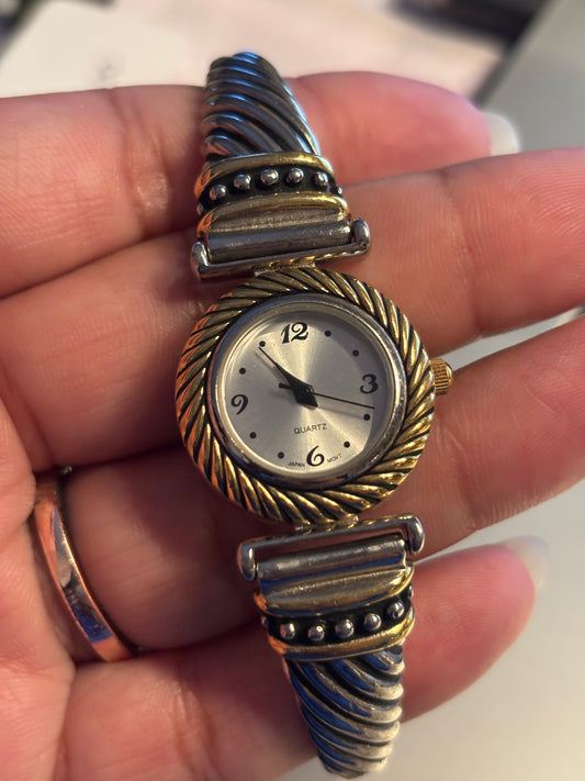 VINTAGE - Women's Quartz Watch
