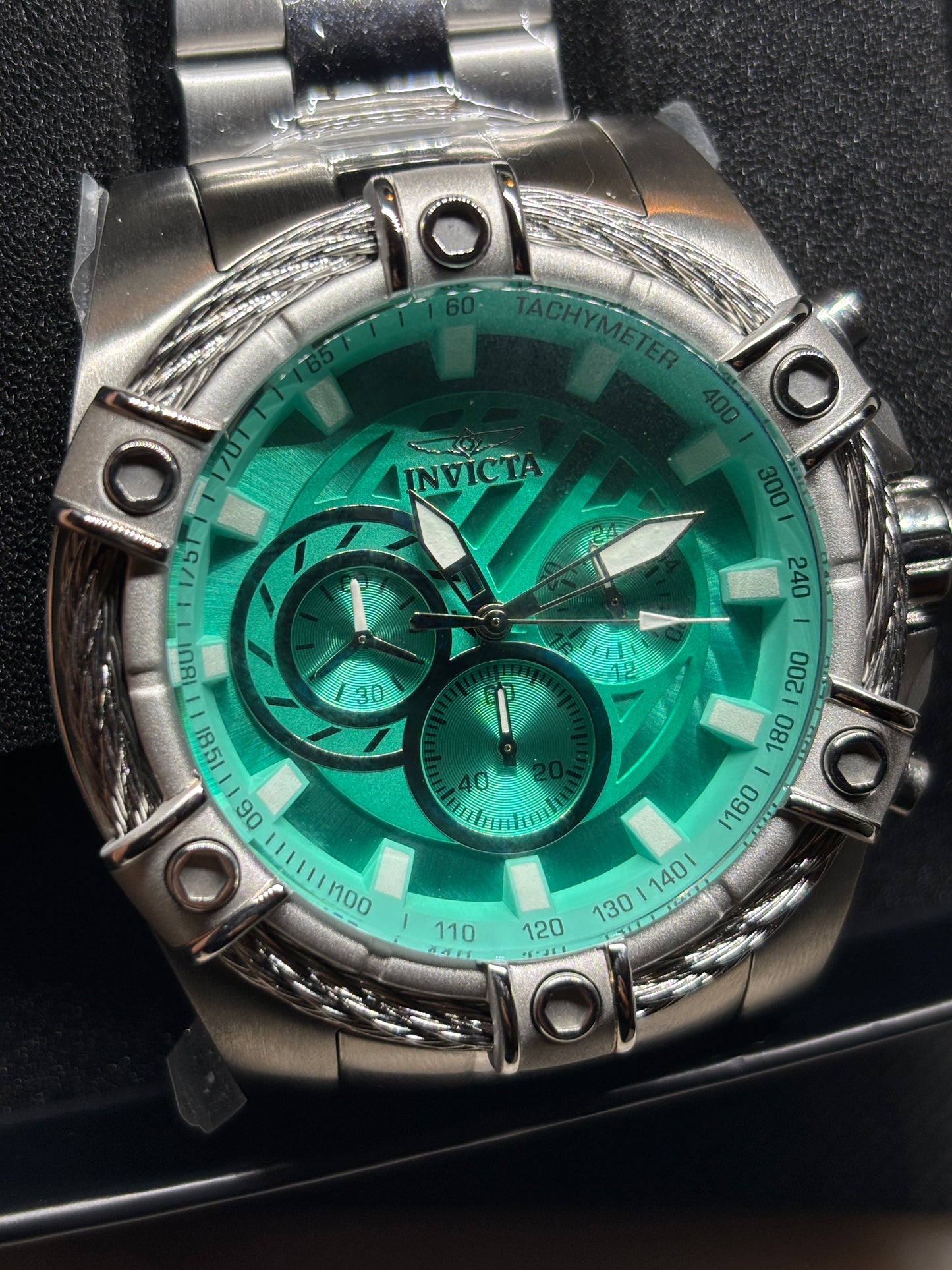NEW - Tiffany Blue Invicta Bolt Ace