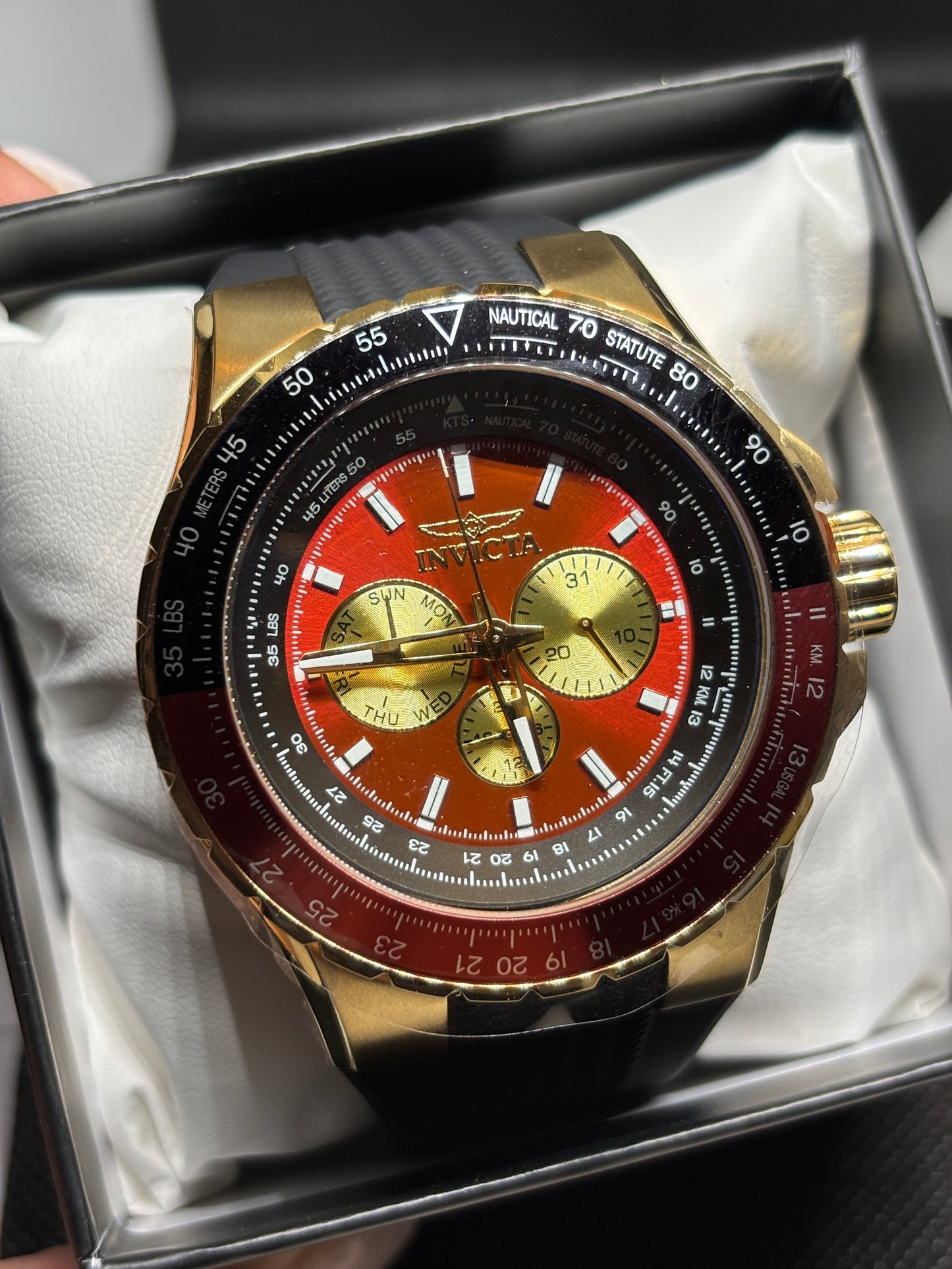 NEW - Invicta Diver Black + Red