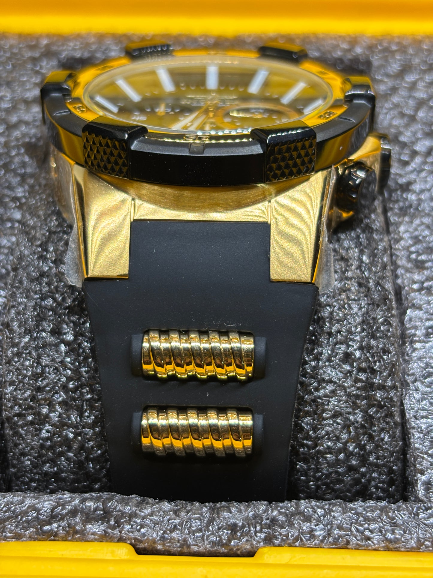 *NEW* Invicta Aviator