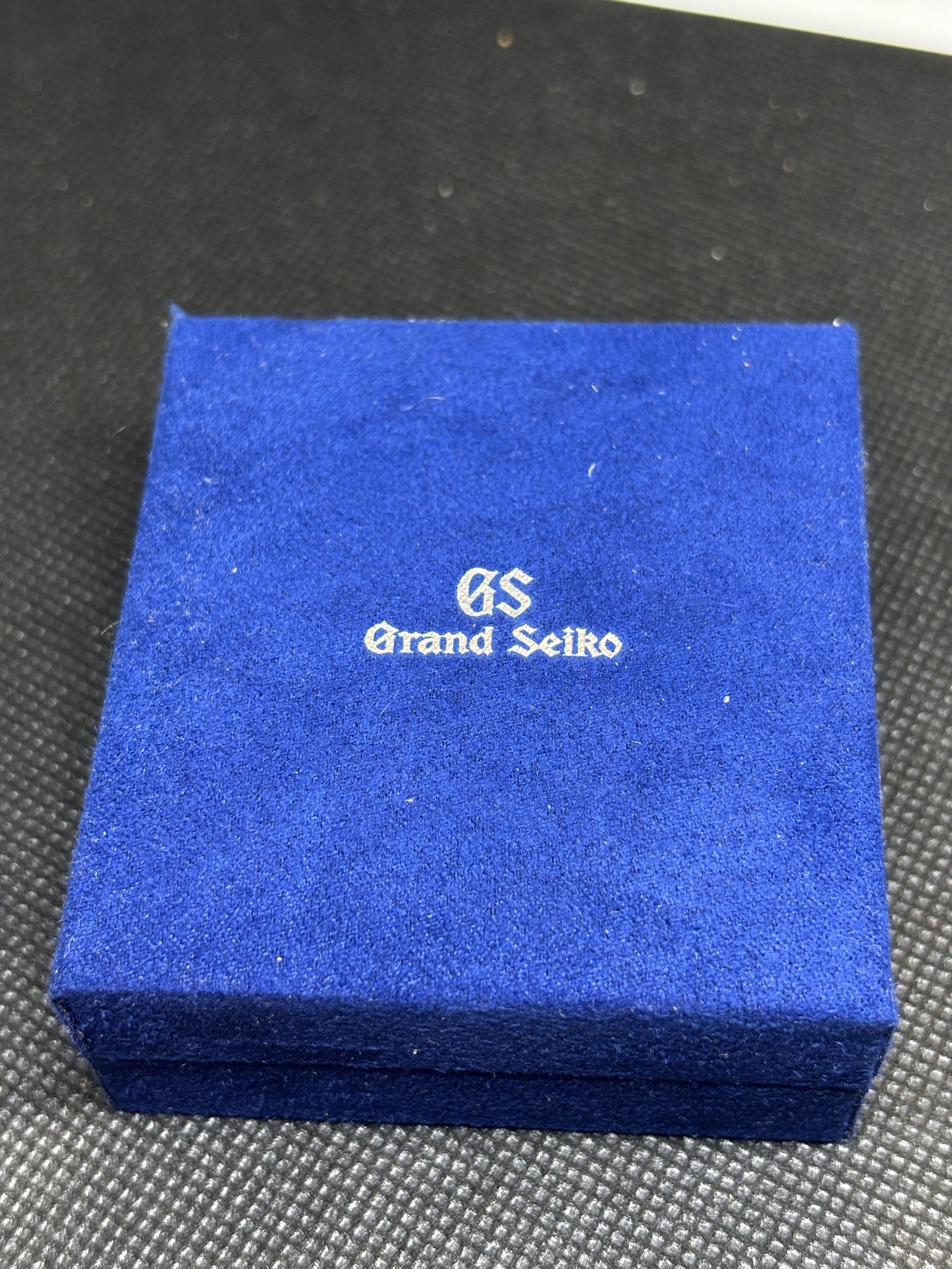 NEW - GS9 PIN