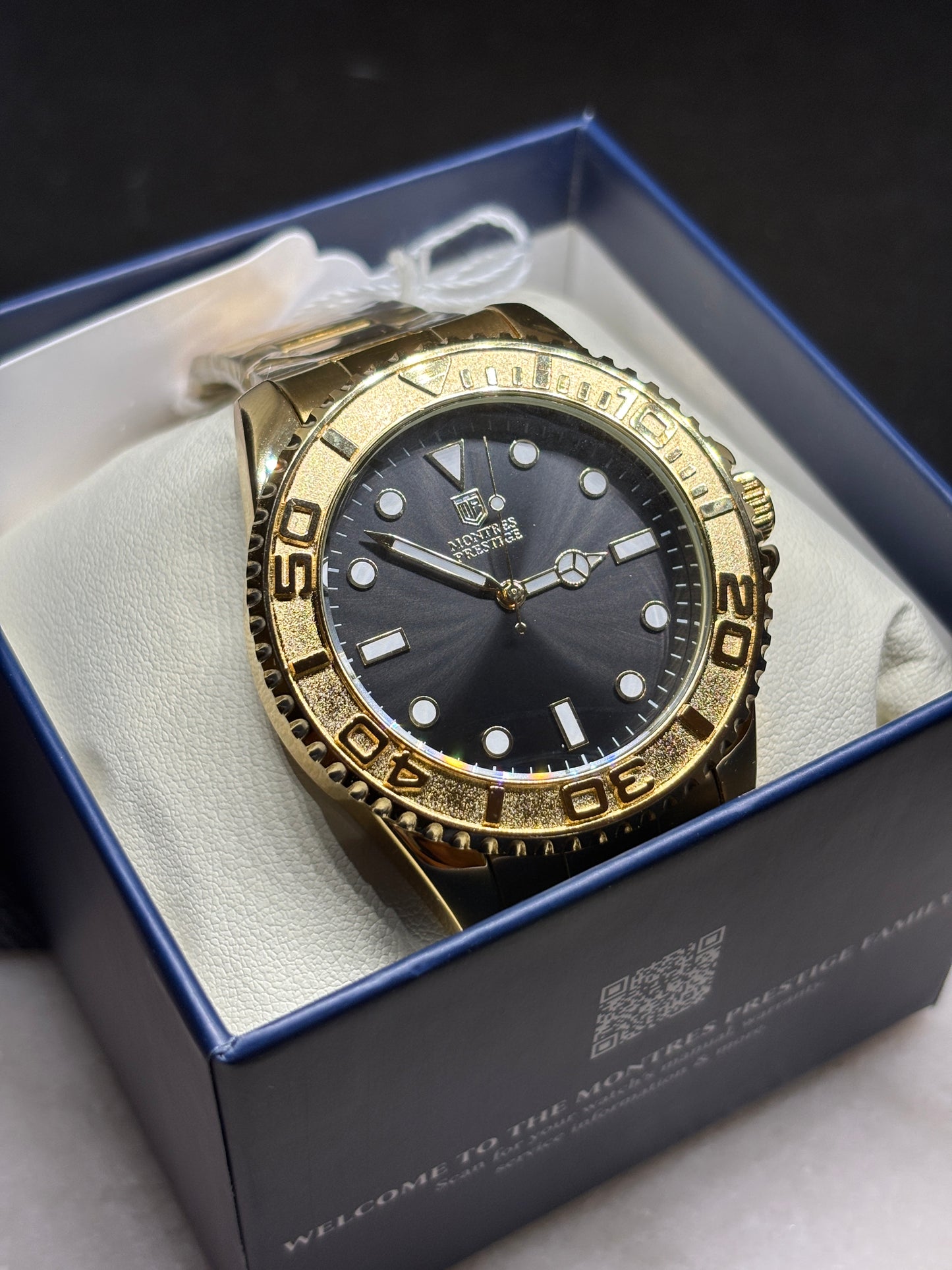 NEW - Montres Prestige 43mm