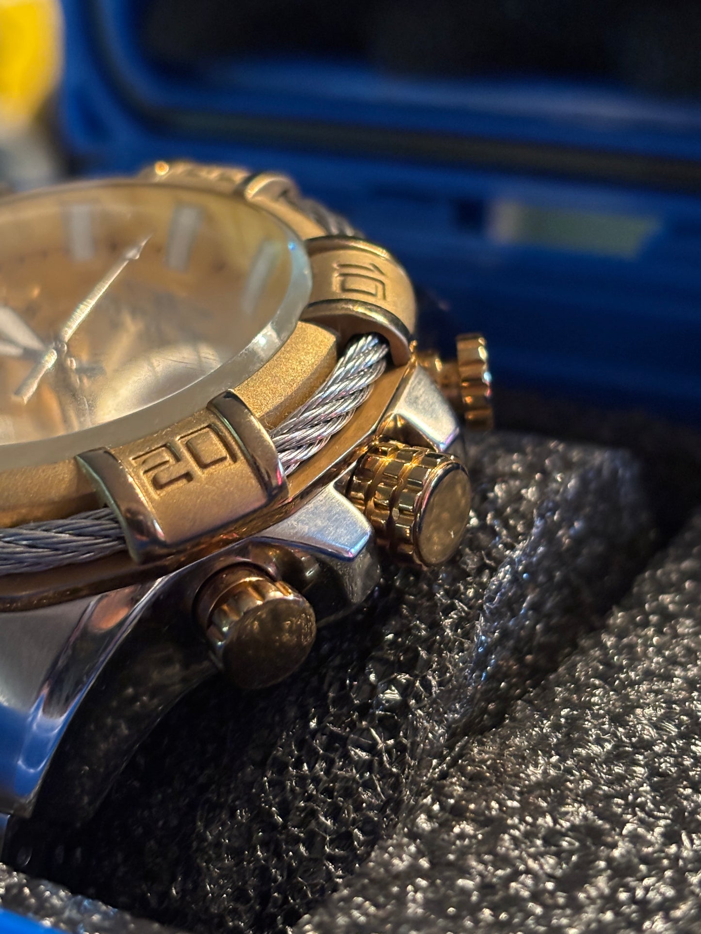 INVICTA Bolt Two Tone Z60 - 51mm