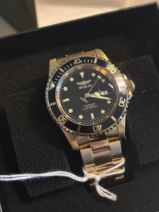 NEW Invicta Pro Diver Gold + Black 40mm