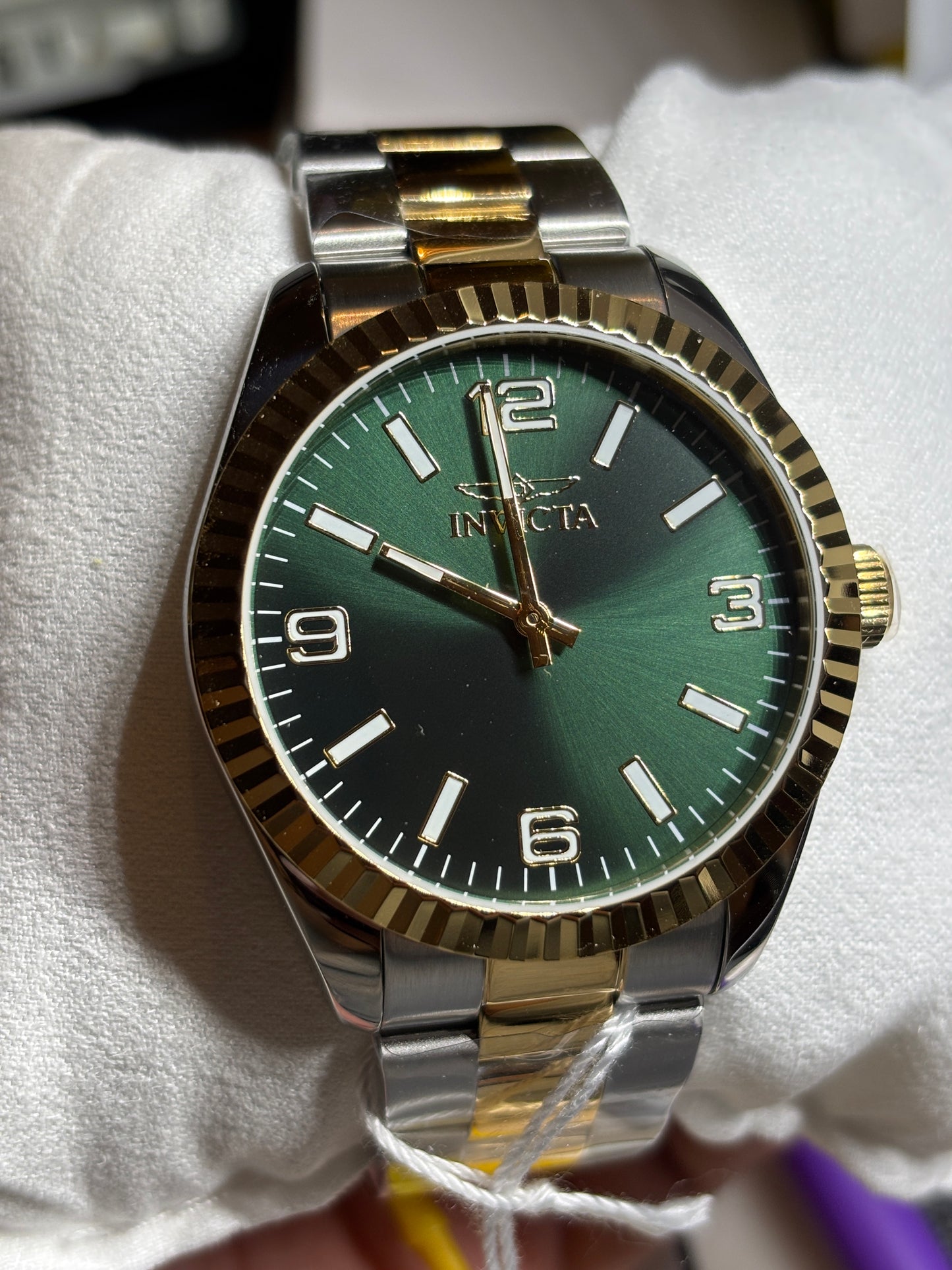 NEW Invicta Specialty Gold + Green 43mm