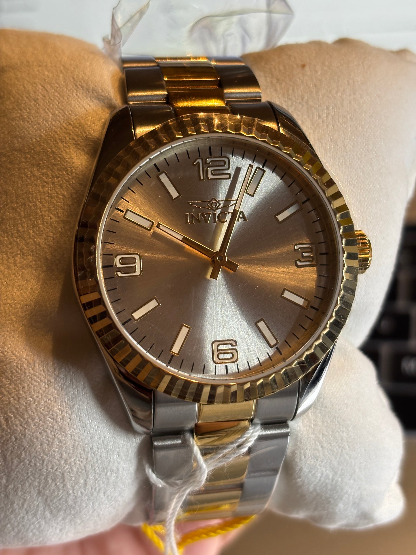 NEW Invicta Specialty 43mm Gold + Stainless
