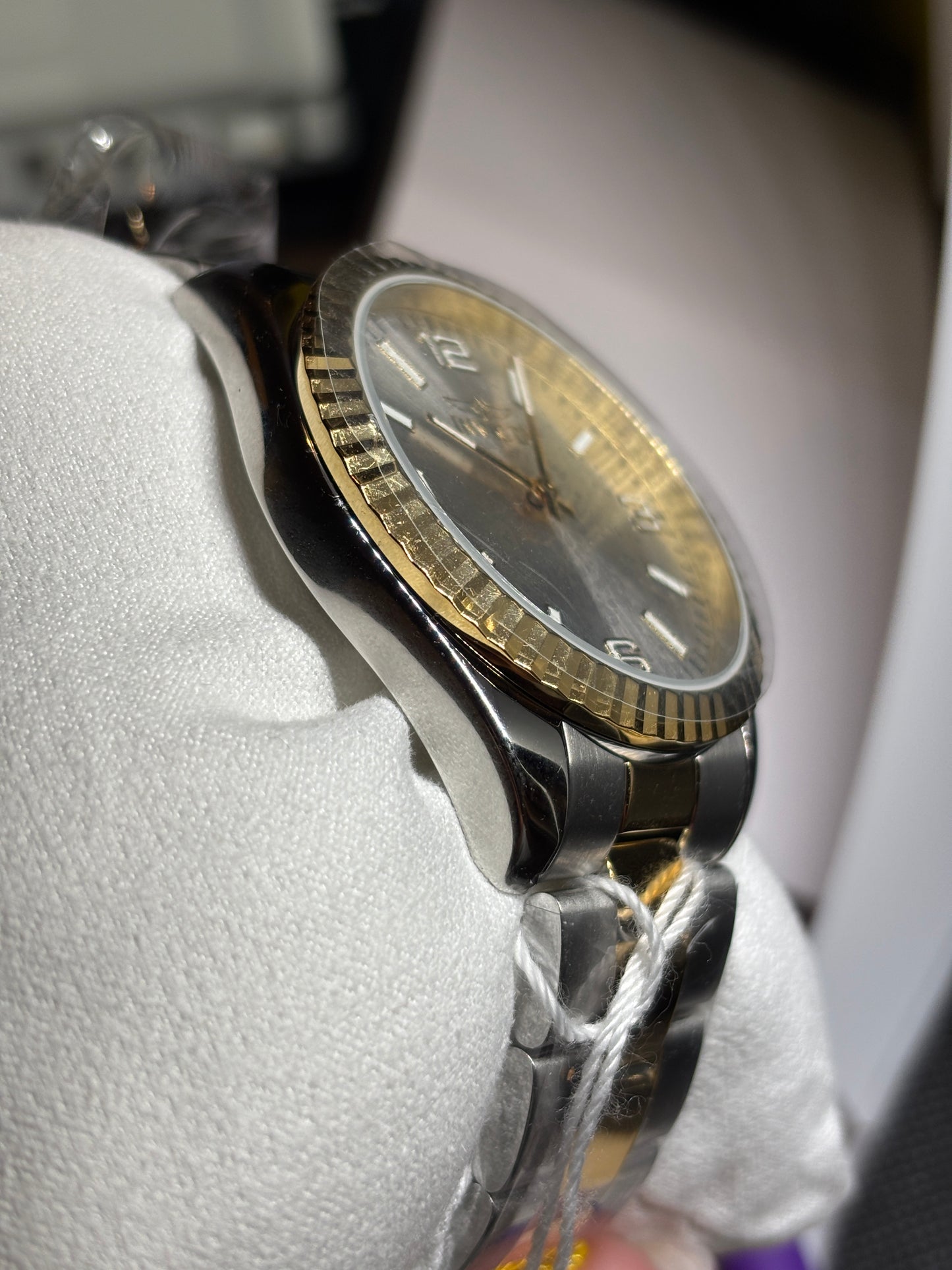NEW Invicta Specialty 43mm Gold + Stainless