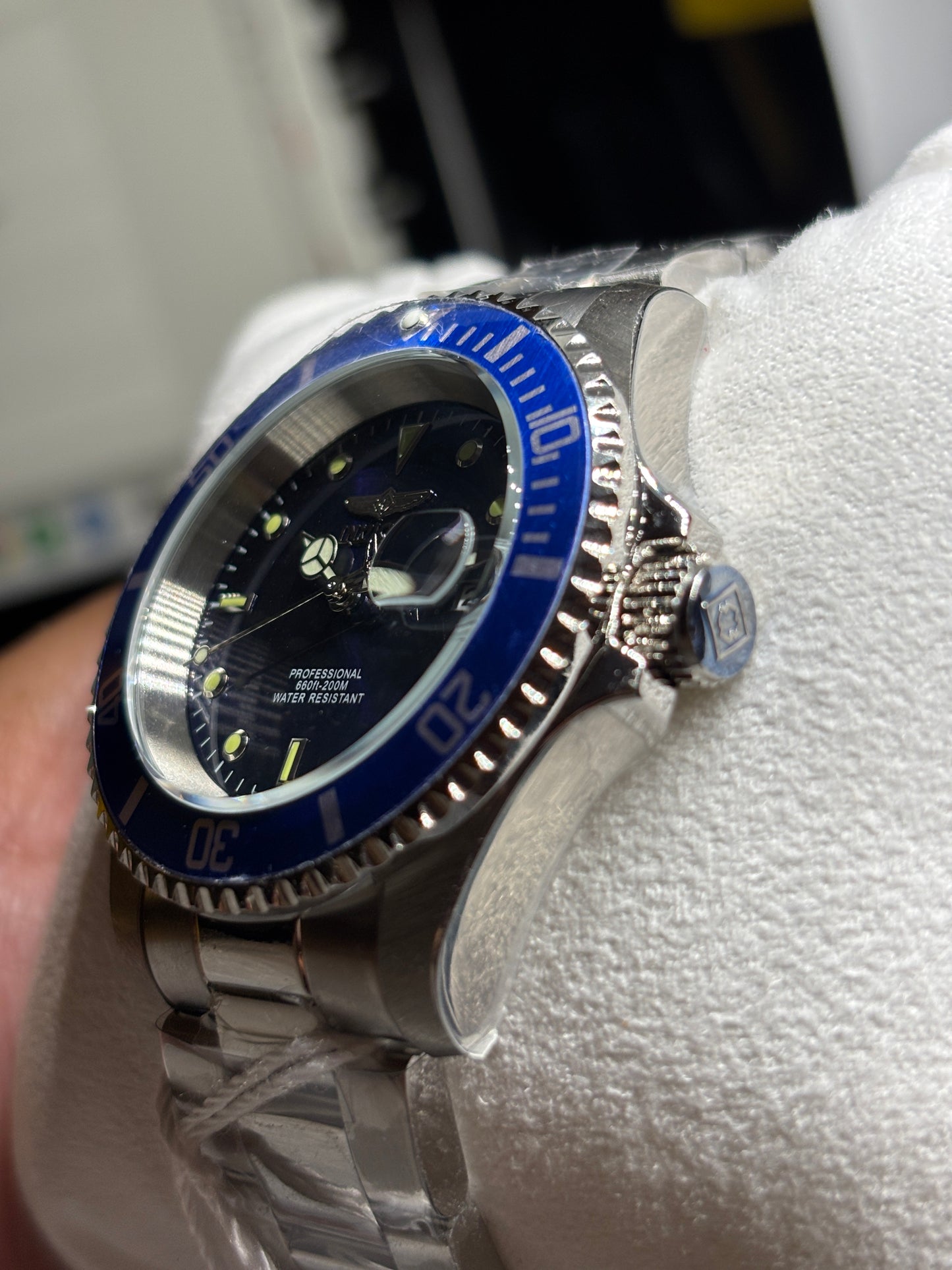 NEW Invicta Pro Diver 40mm