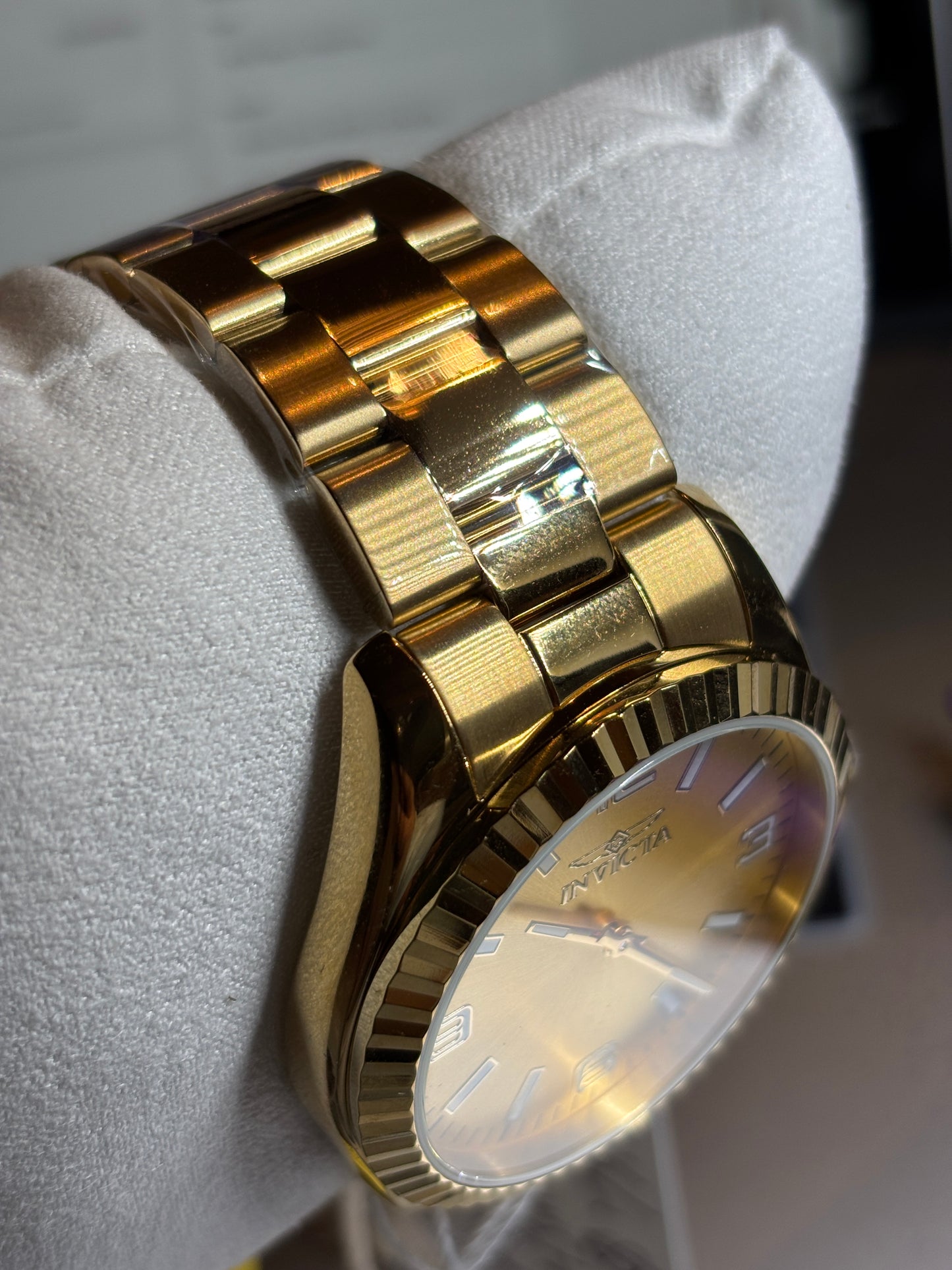 NEW Invicta Specialty Gold Dial + Band 43mm