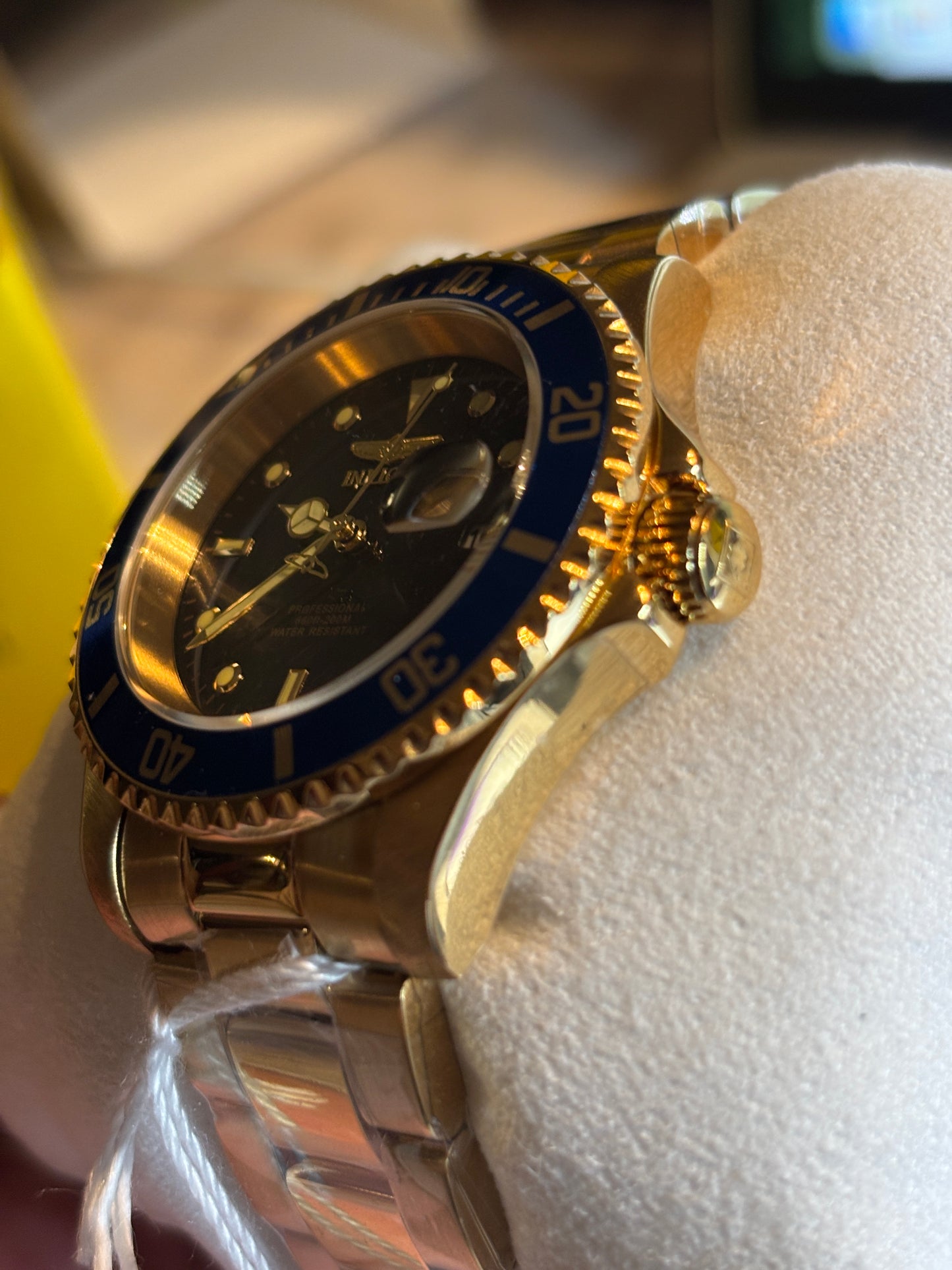Invicta Pro Diver 40mm Gold Band