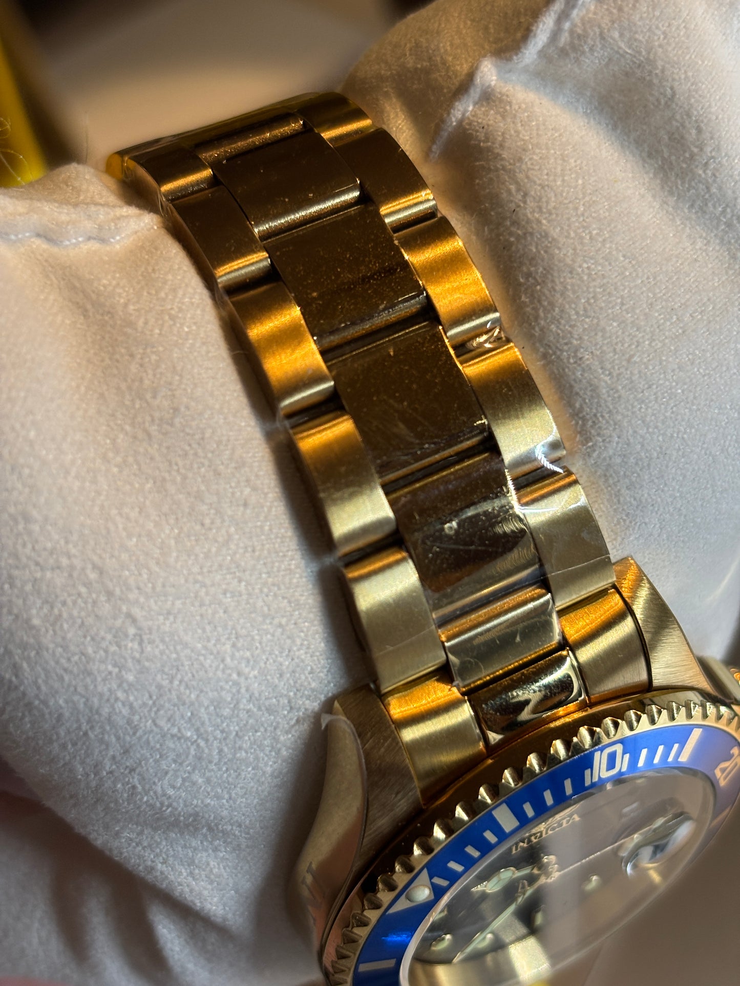 Invicta Pro Diver 40mm Gold Band