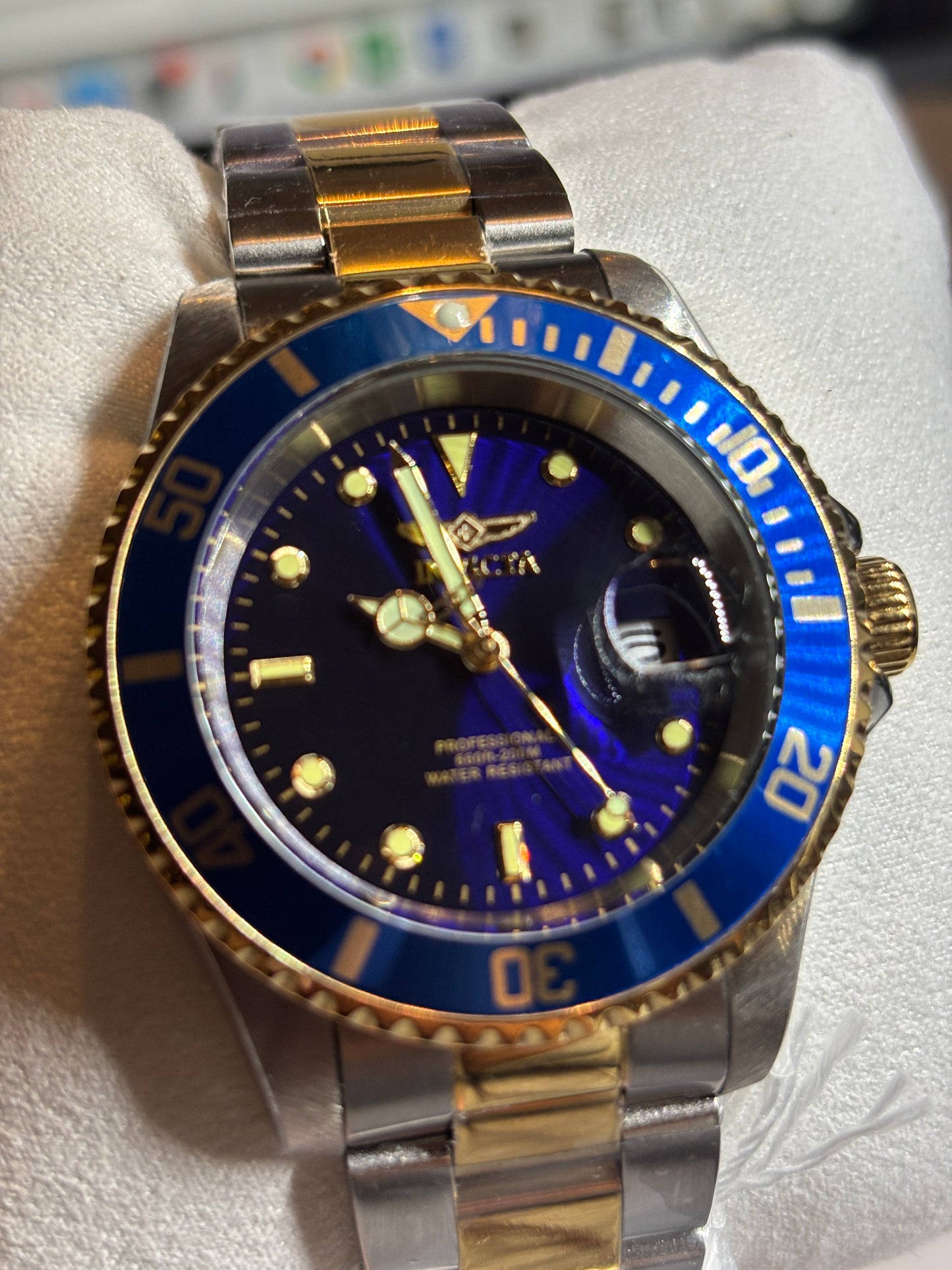 NEW Invicta Pro Diver Gold + Stainless Band 40mm