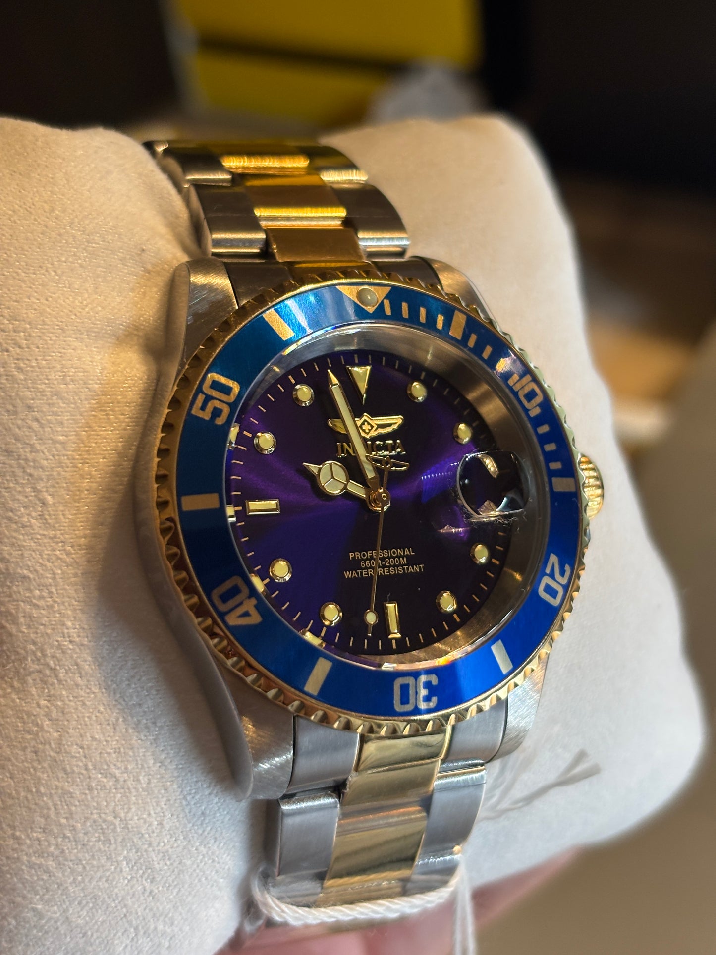 NEW Invicta Pro Diver Gold + Stainless Band 40mm