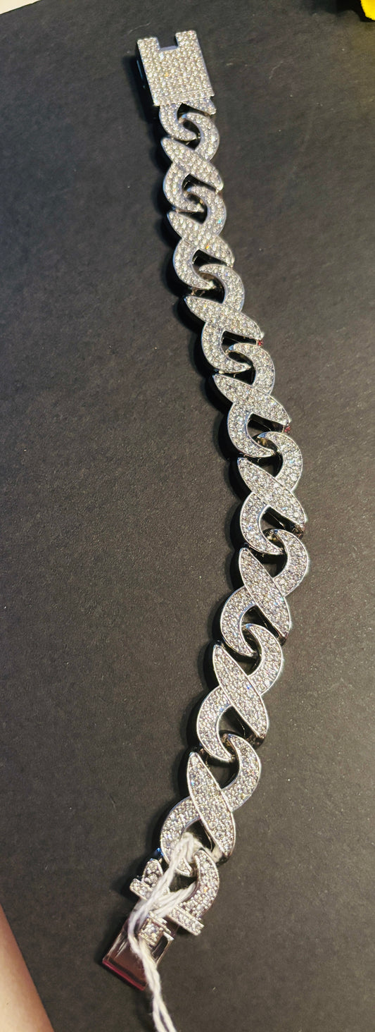 Iced Twist Links 8.5" Bracelet