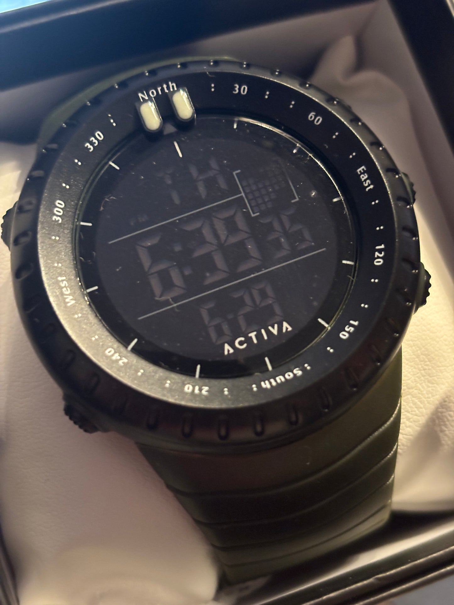 NEW Invicta Activa Odyssey X