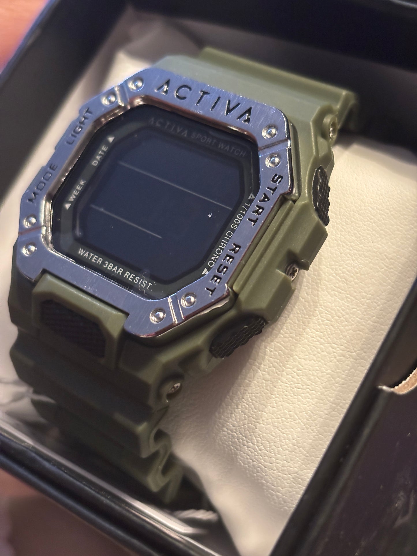NEW Invicta Activa Edge X w/ Green Band