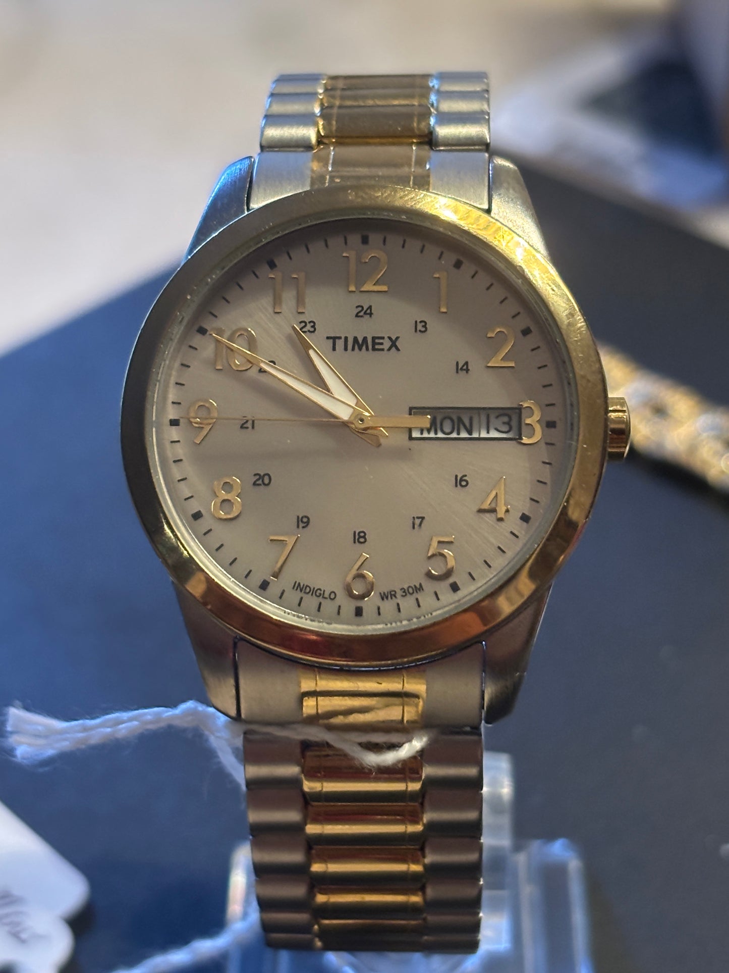 VINTAGE Men's Timex Indiglo Gold