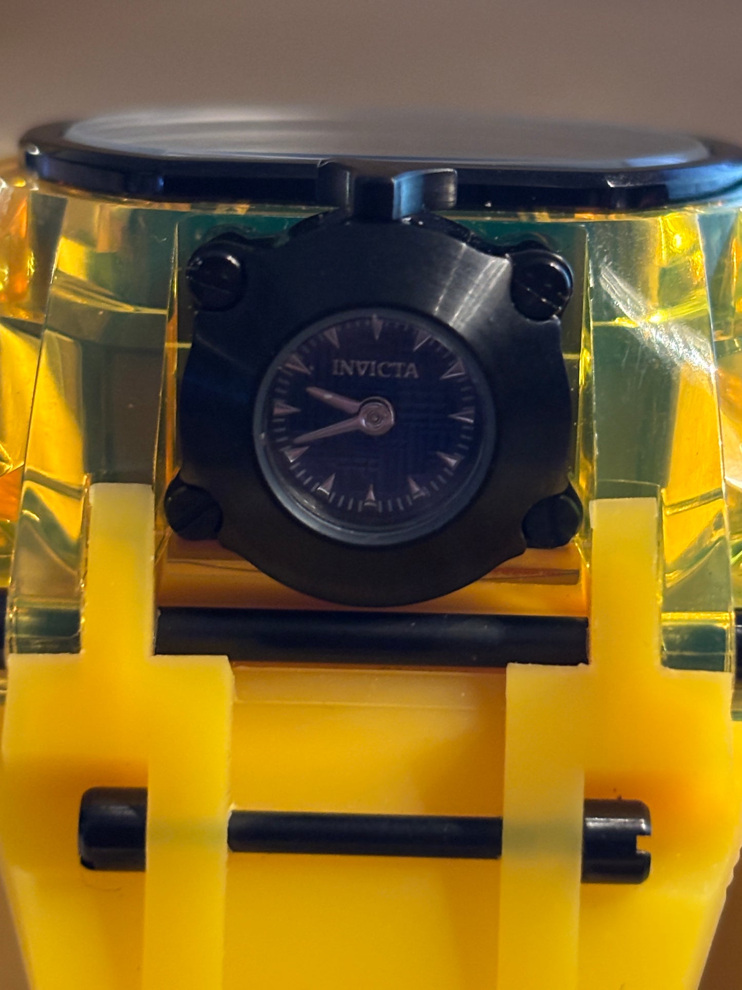 NEW - INVICTA Bolt Zeus Magnum 52mm