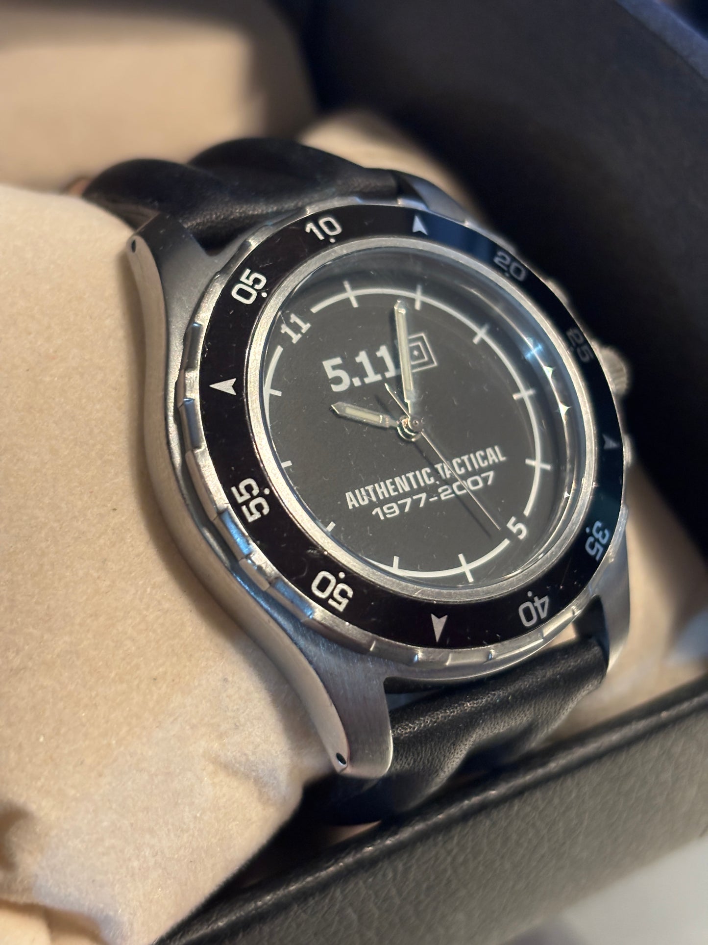 Pre-Owned 5.11 Authentic Tactical 40mm