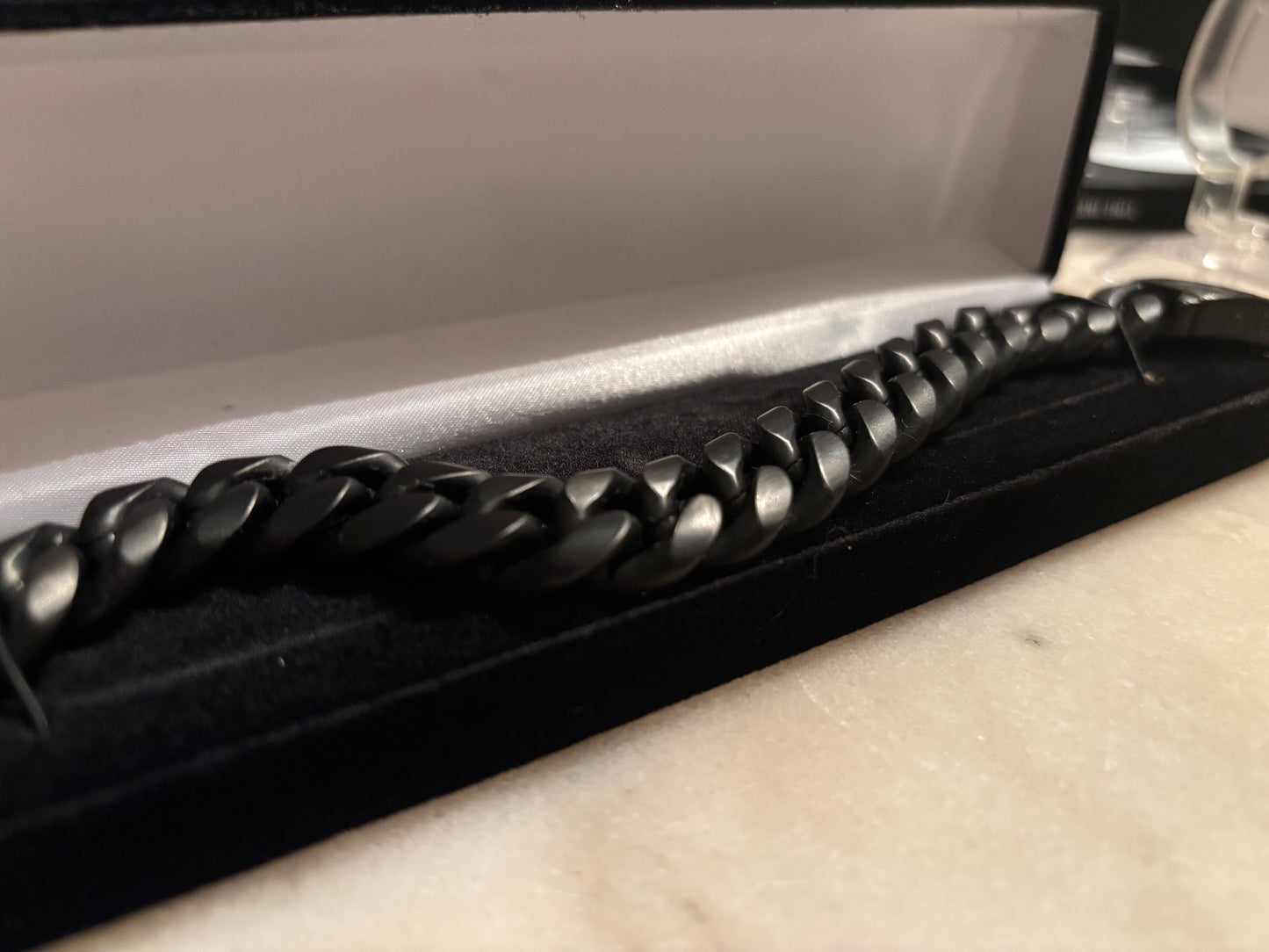 Hero 10" Vindicta Vengeance Bracelet