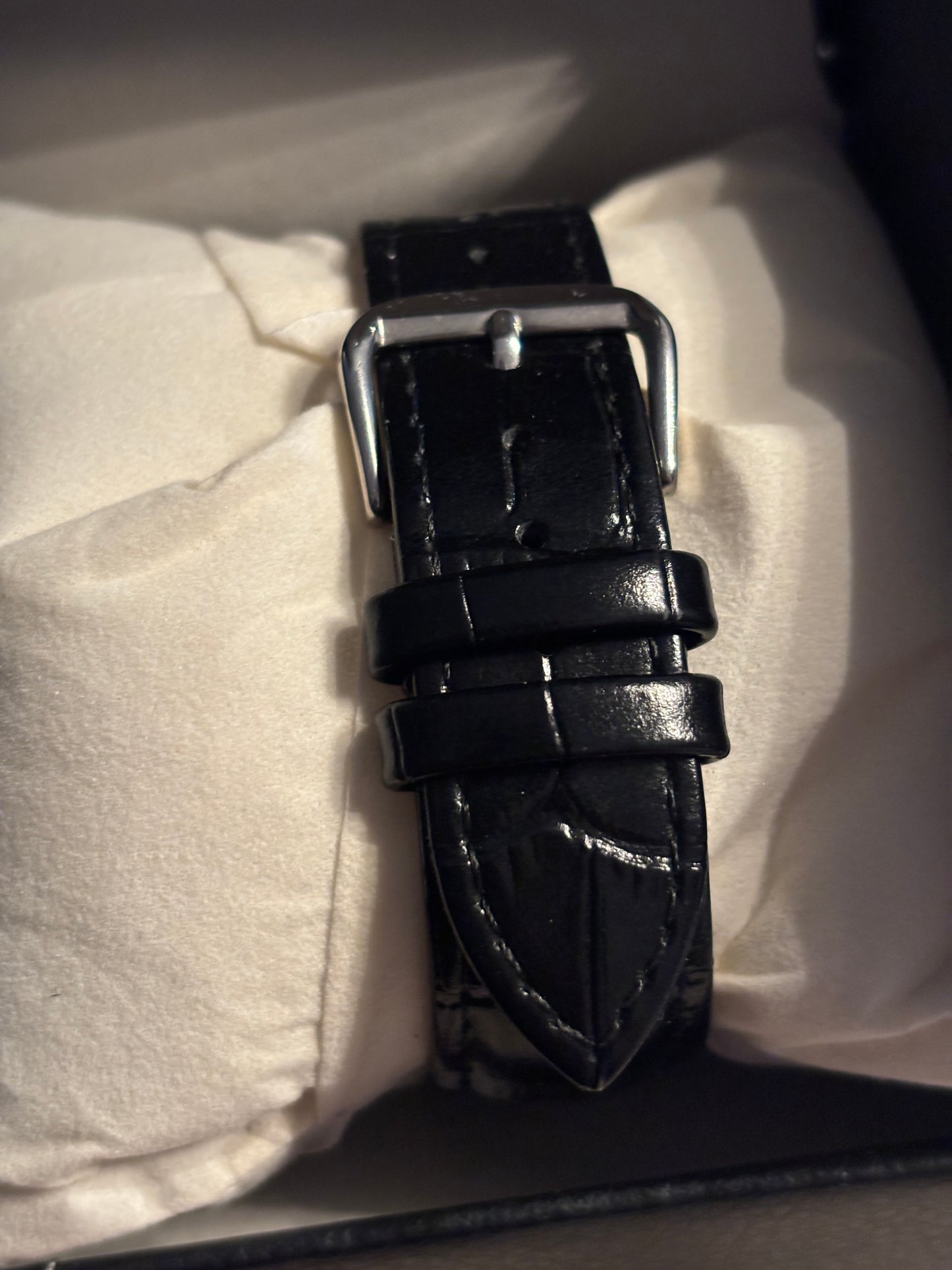 OLEVS Dazzling Red 41mm