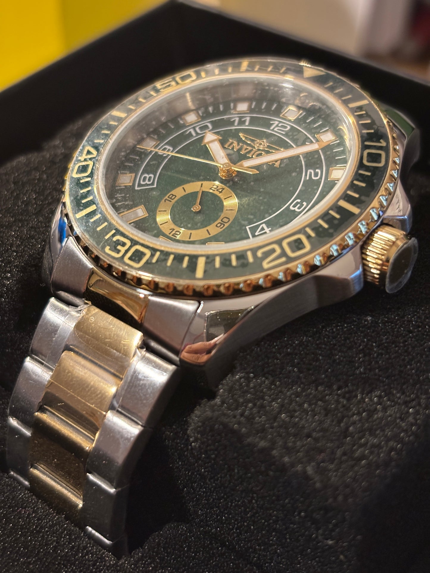 NEW Invicta Pro Diver Command Men's Watch 44mm