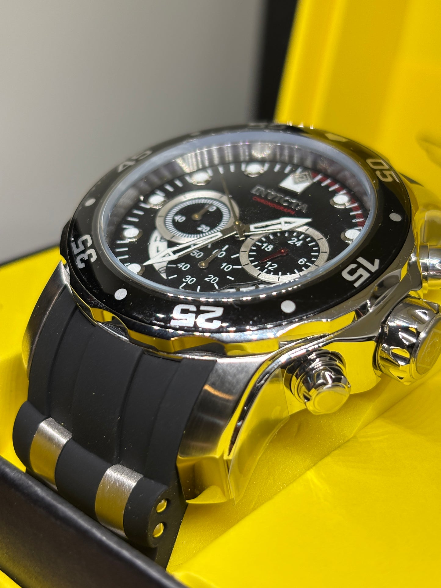New Invicta Pro Diver Scuba - 48mm