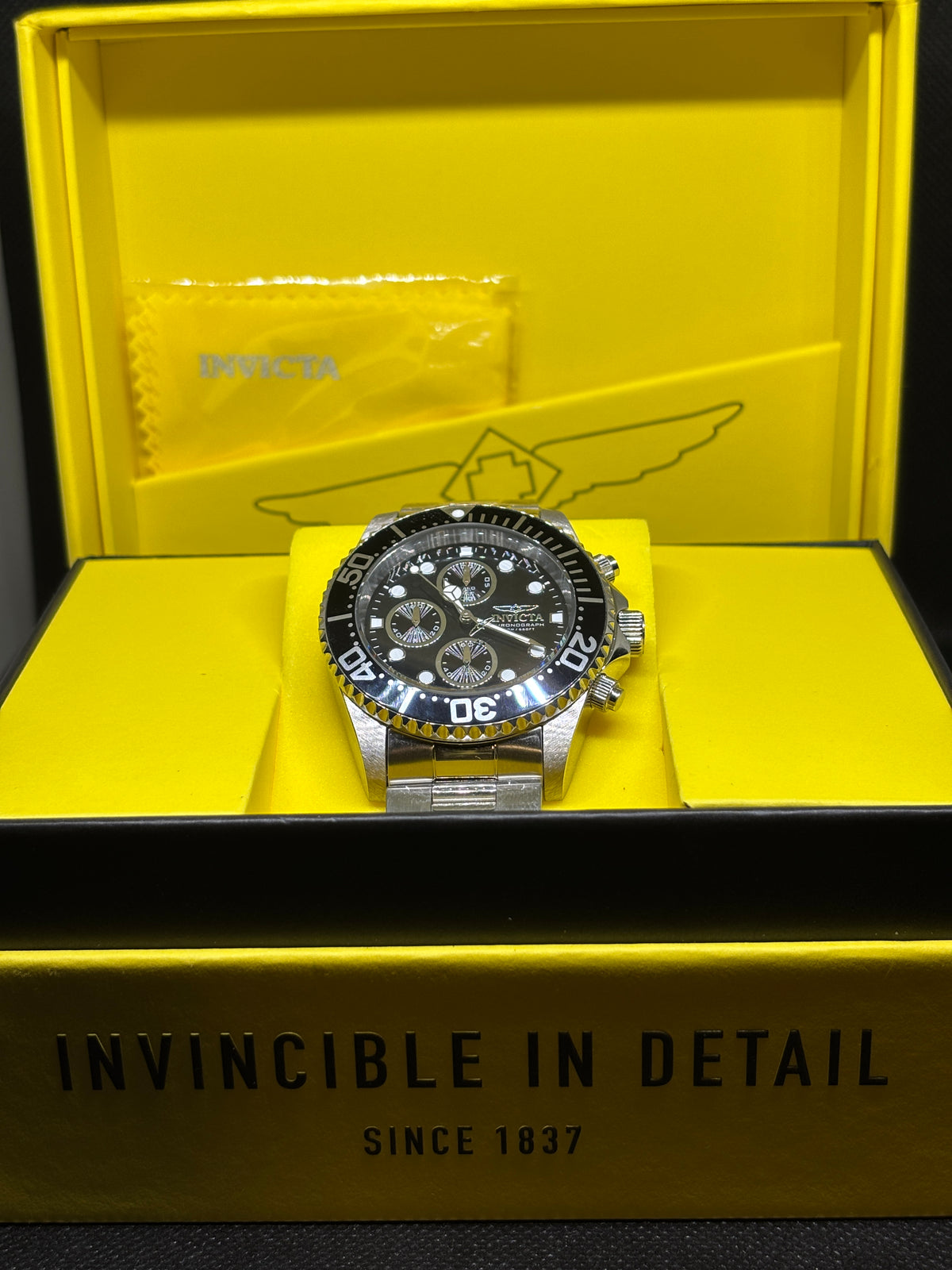 NEW - Invicta Pro Diver - 43mm