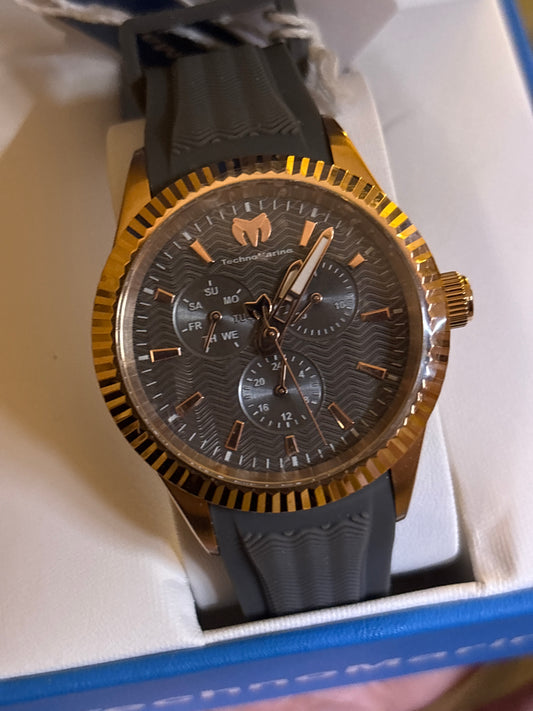 Invicta TechnoMarine Sea Dream 42mm