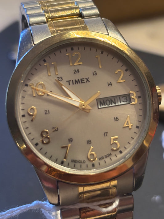 VINTAGE Men's Timex Indiglo Gold