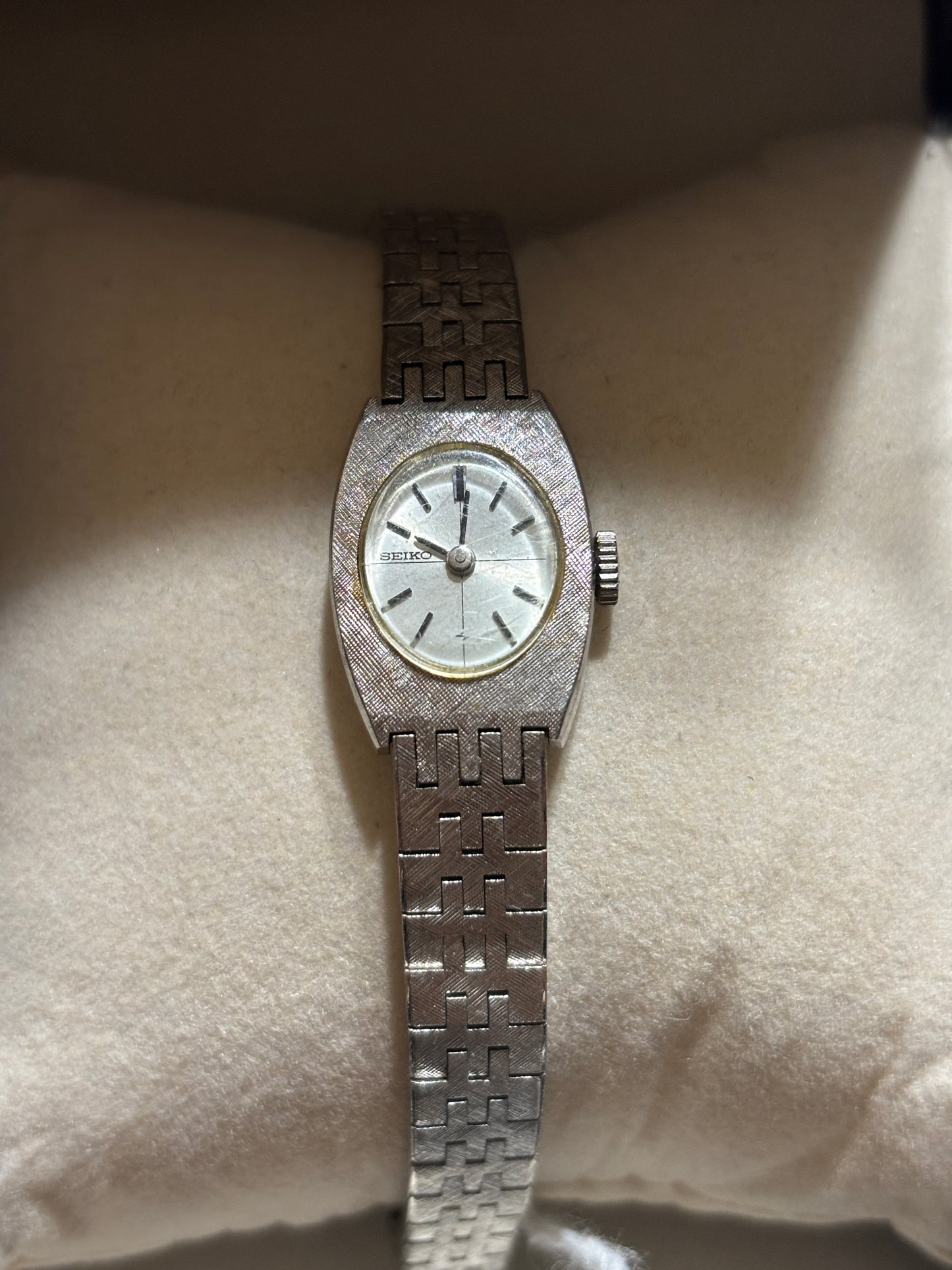 Vintage Women's SEIKO watch