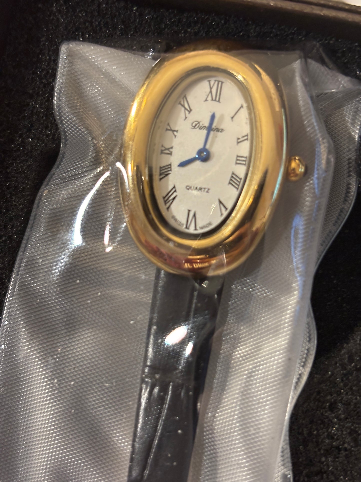 New Women's Fashion Watch