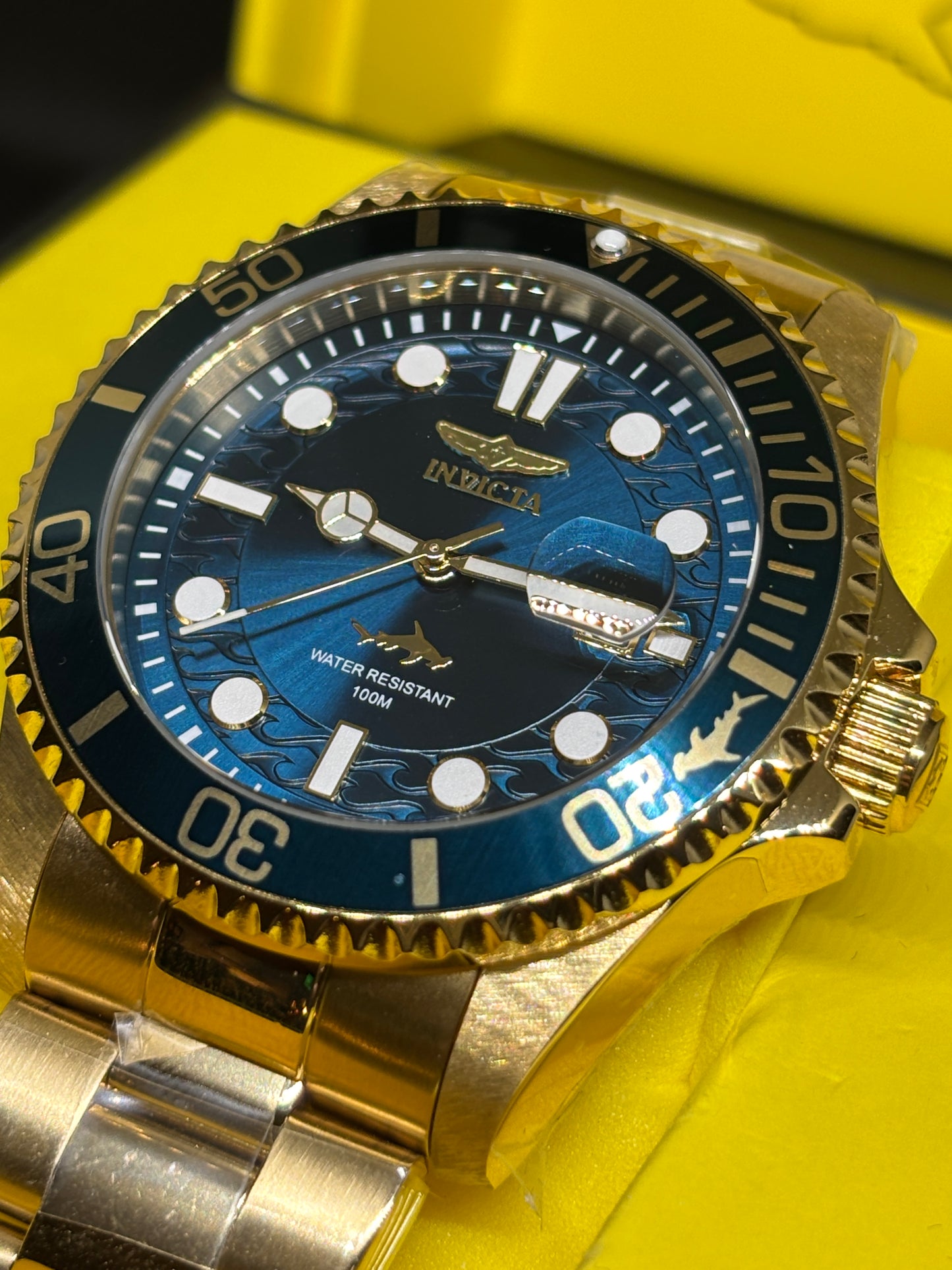 NEW Invicta Hammerhead Pro Diver - Gold 43mm