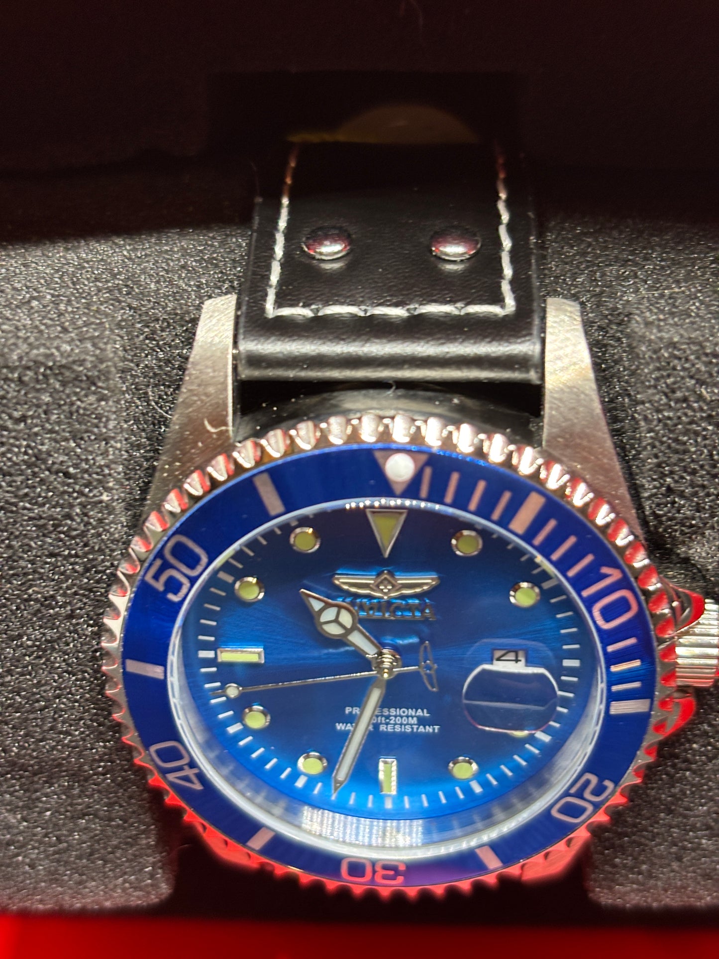 NEW Invicta Pro Diver - Blue 43mm