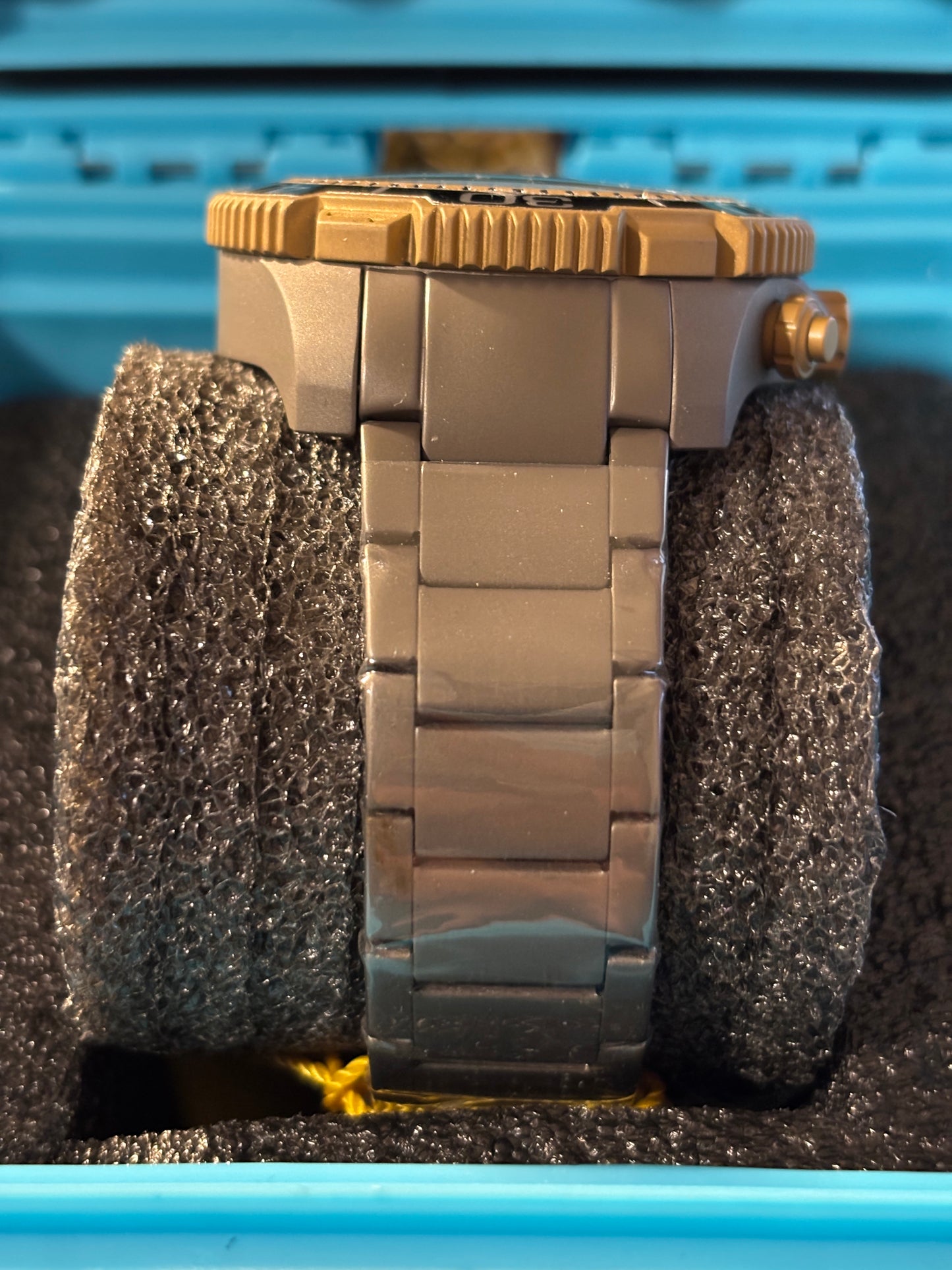 NEW Invicta Commander - Titanium 48mm