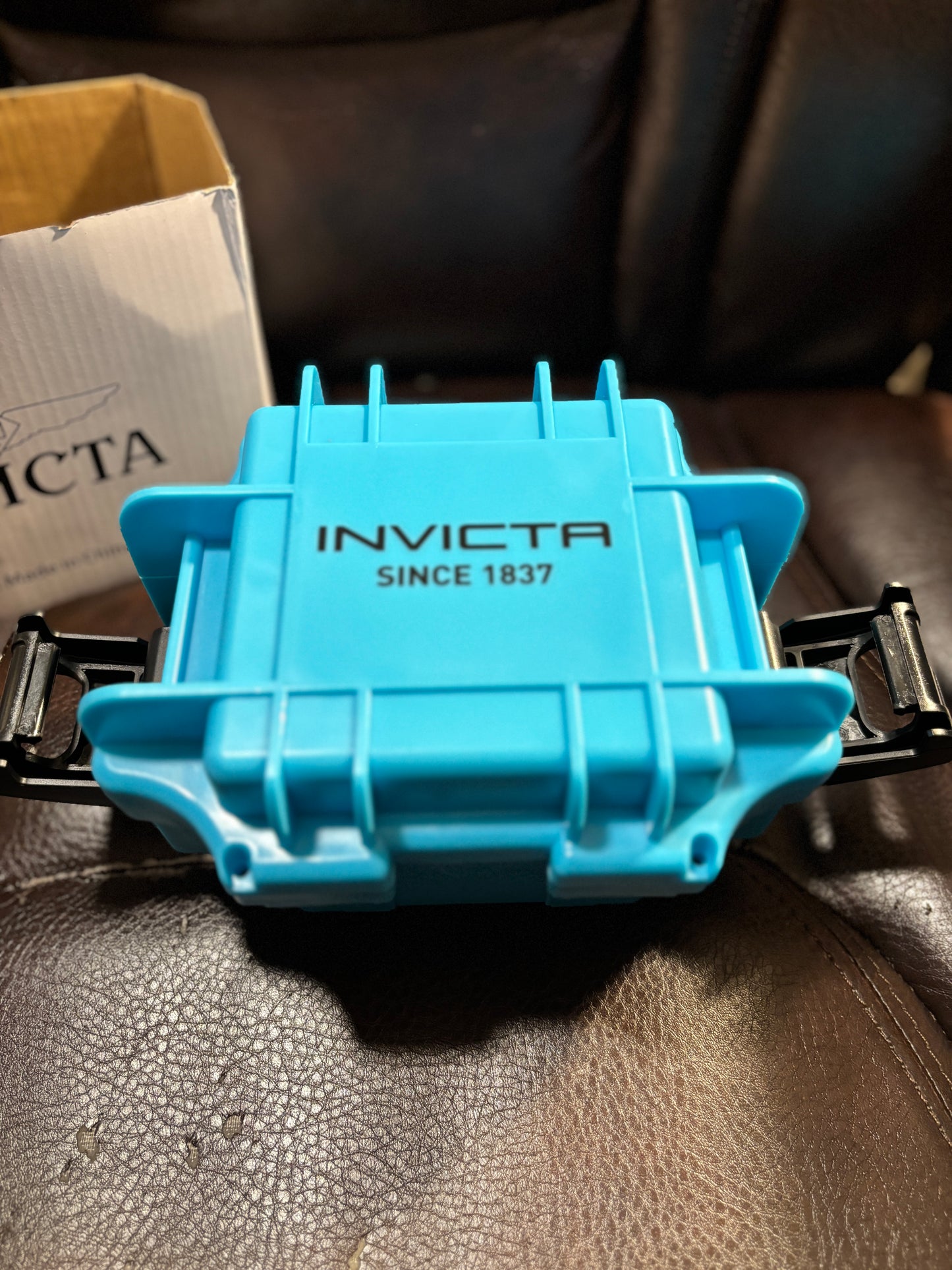 NEW Invicta Single Slot Watch Box- Tiffany Blue