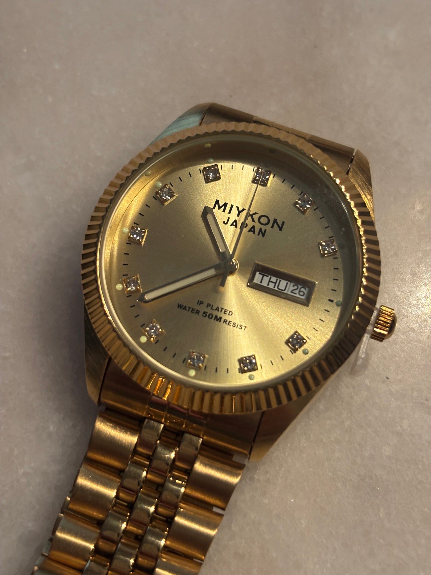 NEW - MYKON Quartz Gold - 40mm