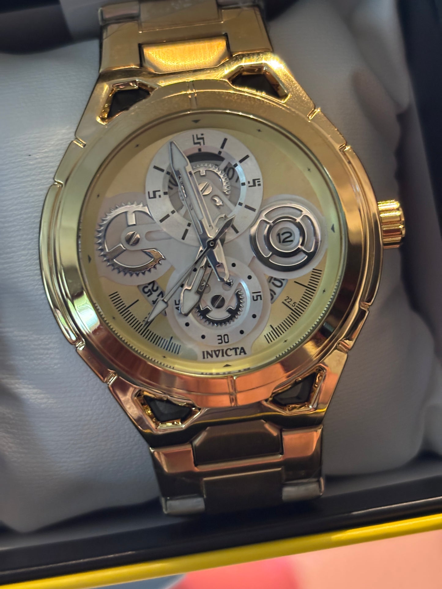 NEW Invicta S1 Rally - Gold 44mm