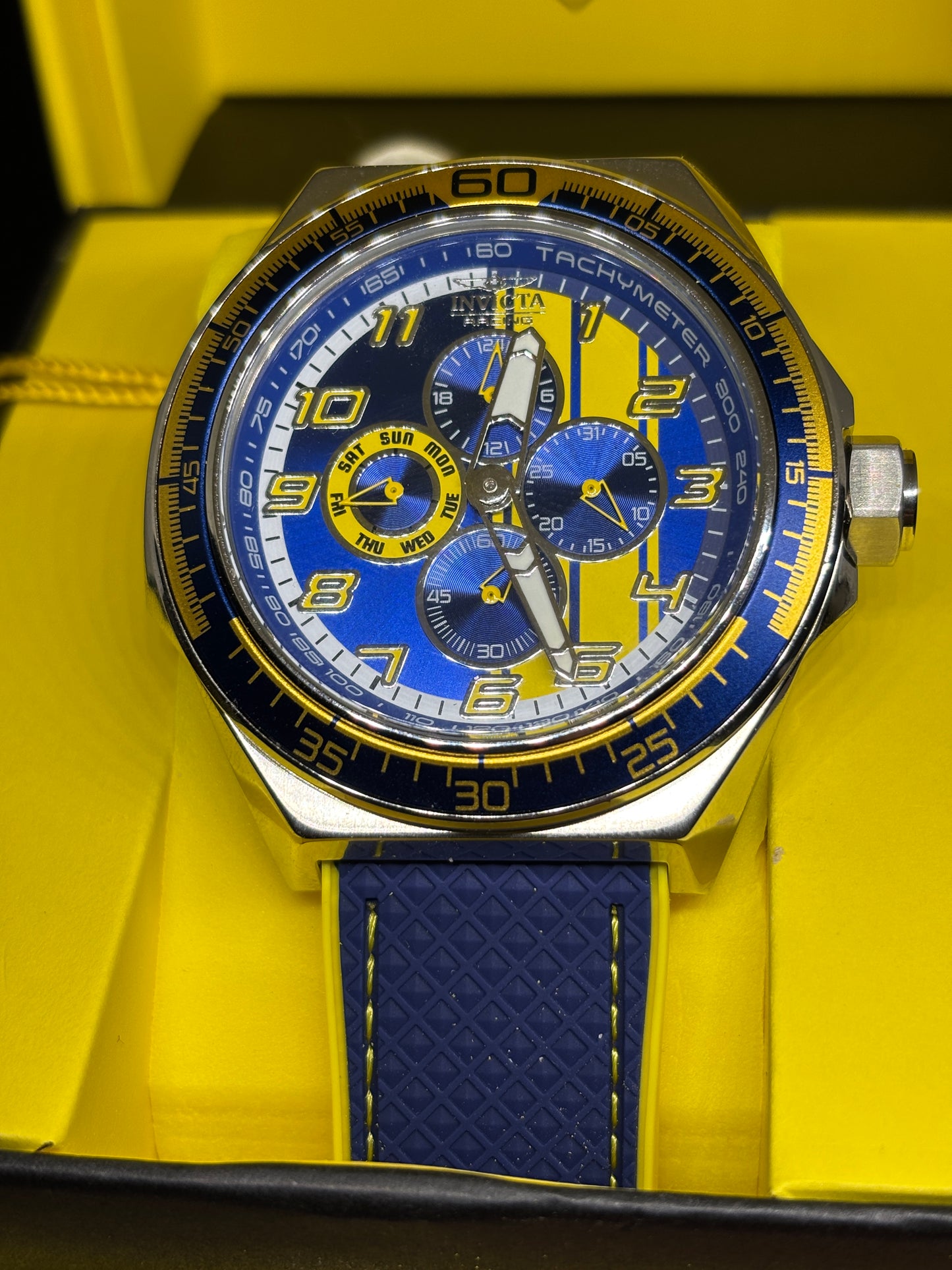 NEW Invicta Racing Stryketach - 50mm