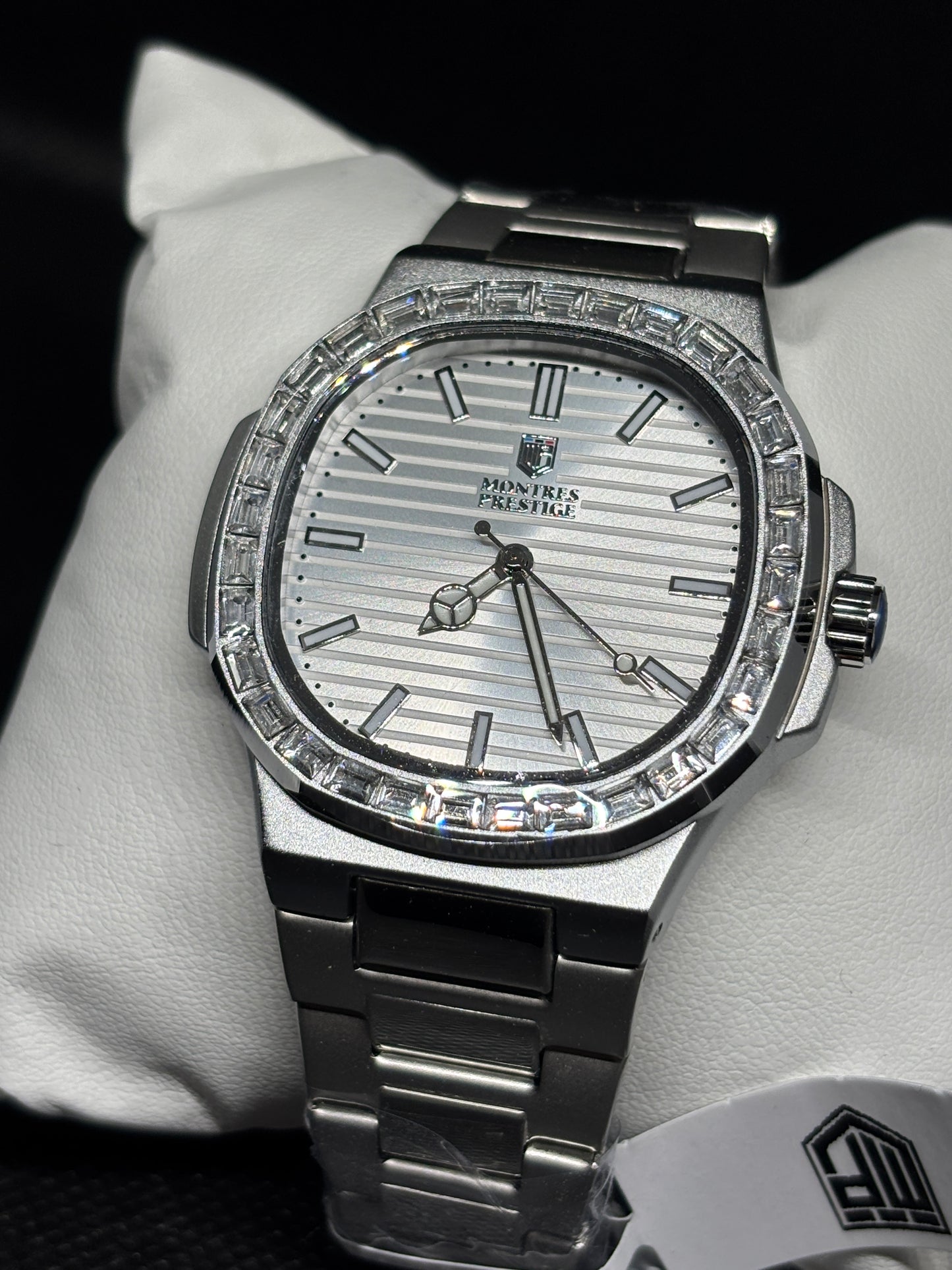 NEW Montres Prestige X 40mm