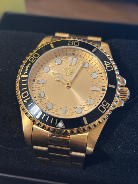 NEW Invicta Pro Diver - 43mm