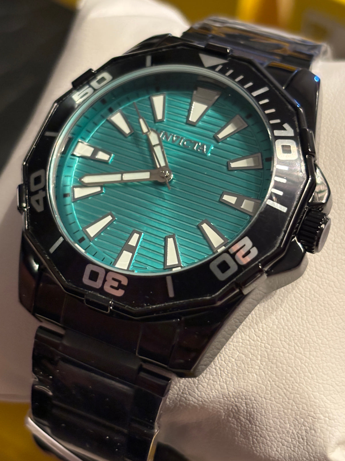 NEW Invicta Pro Diver - Tiffany Blue and Black - 46mm