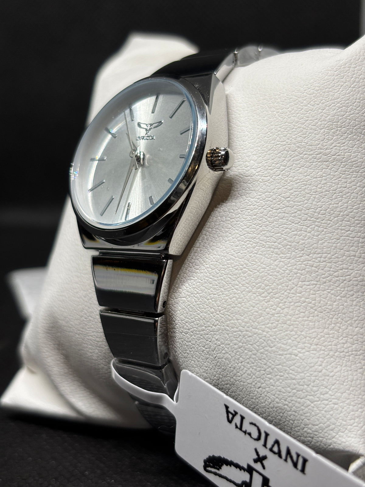 NEW - Women's Invicta Celestial I - 28mm