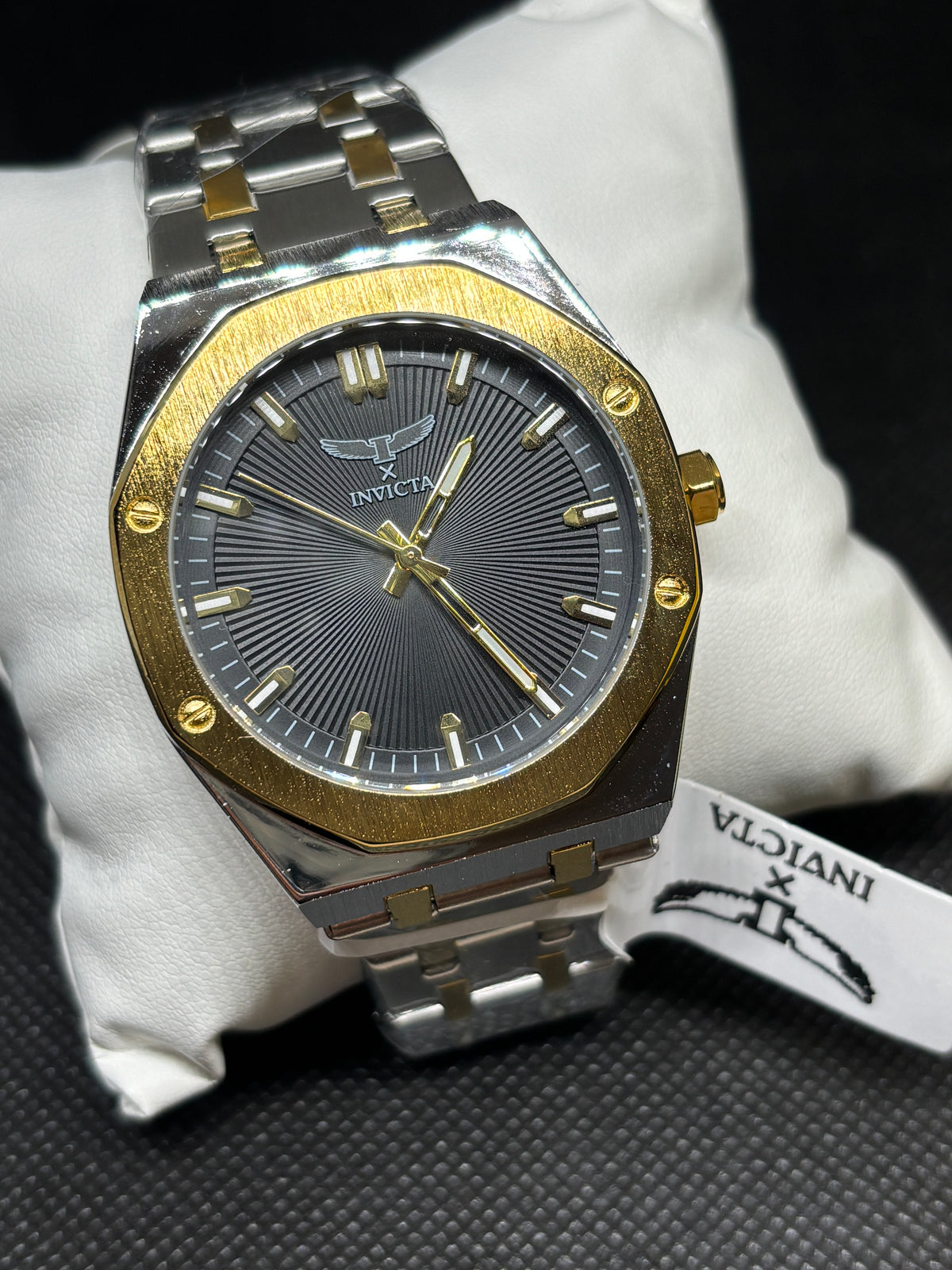 NEW - Invicta Specialty - Gold Dual-Tone - 42mm