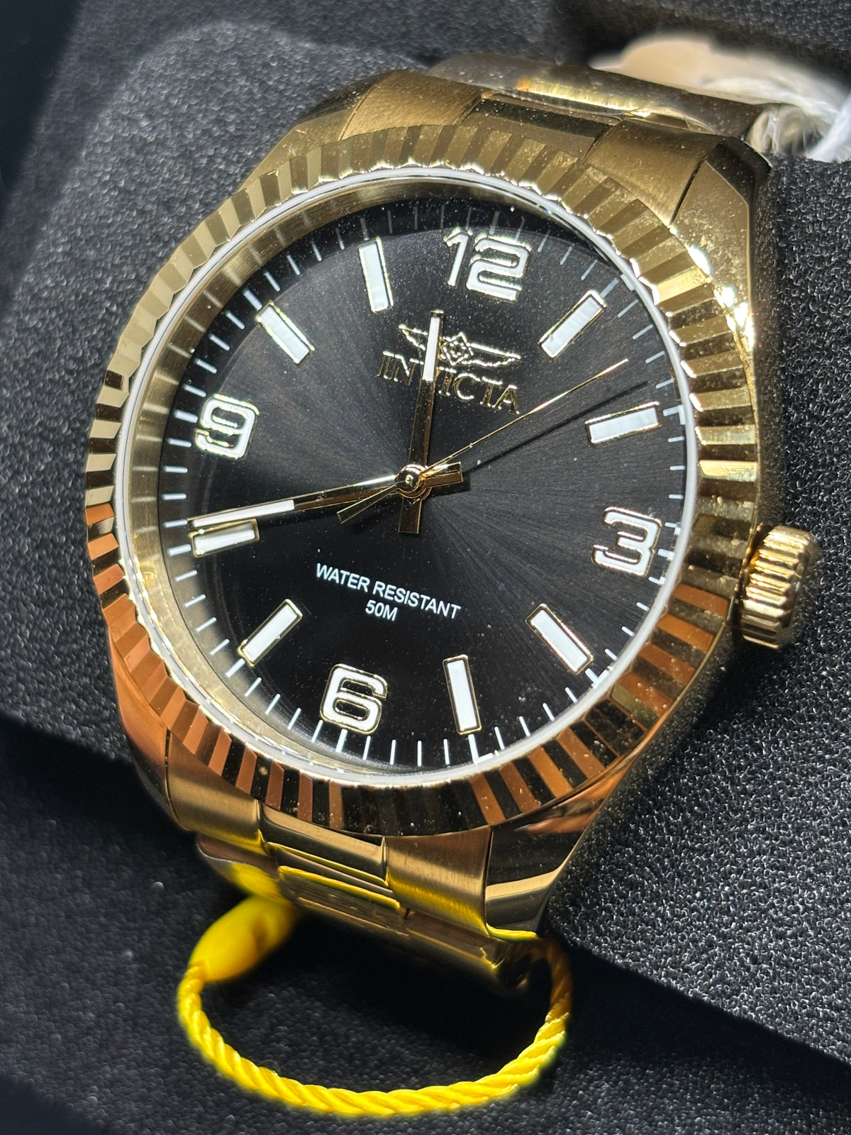 NEW - Invicta Specialty Gold - 43mm