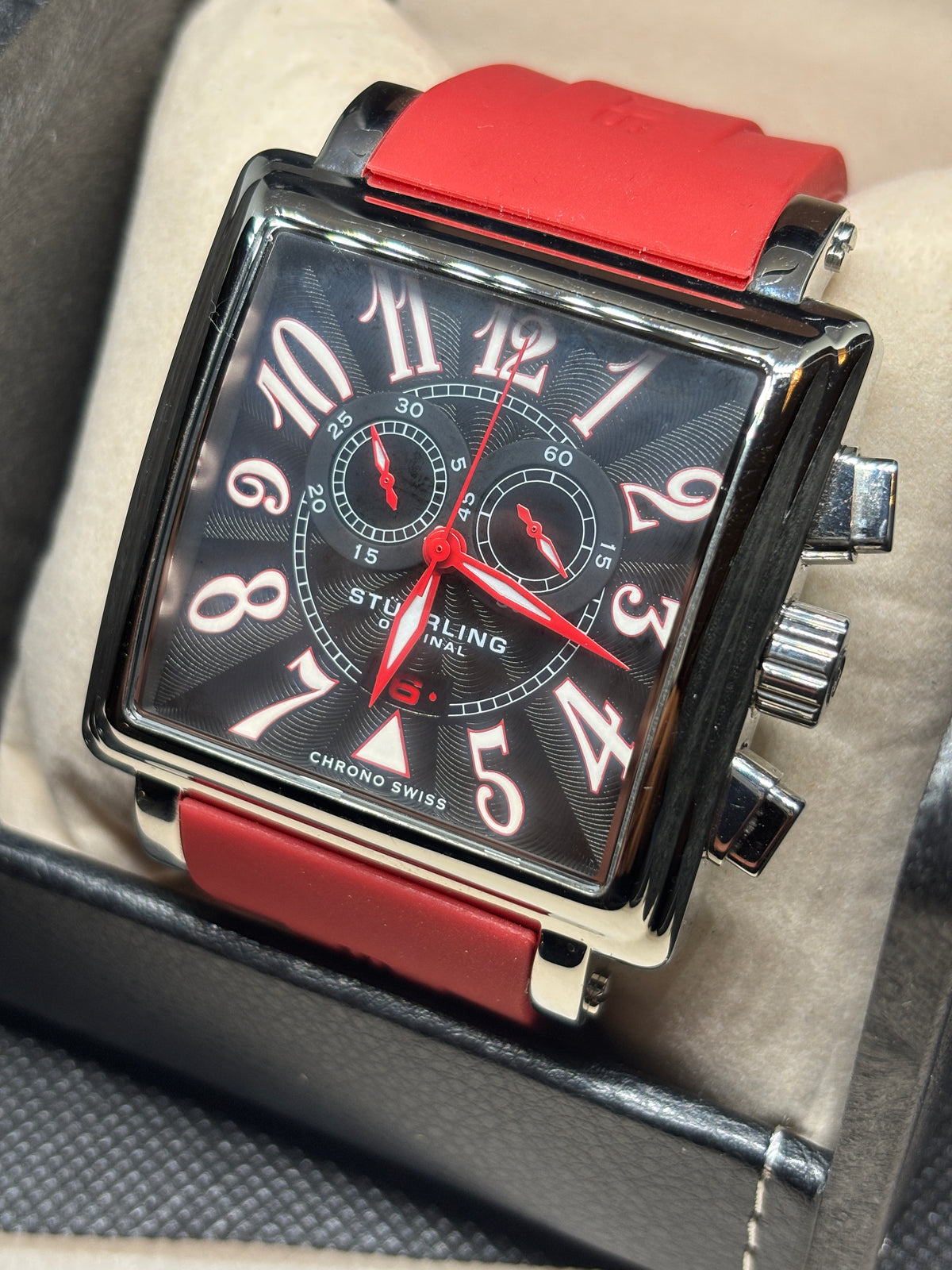 Pre-Owned - Vintage Stuhrling Manchester - 42mm
