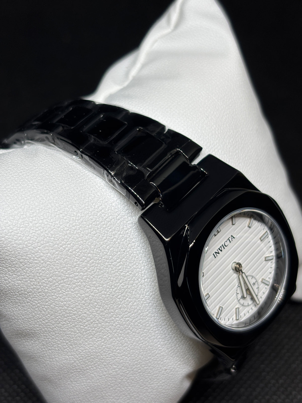 NEW Invicta Ladies Celestial - Black & White - 32mm