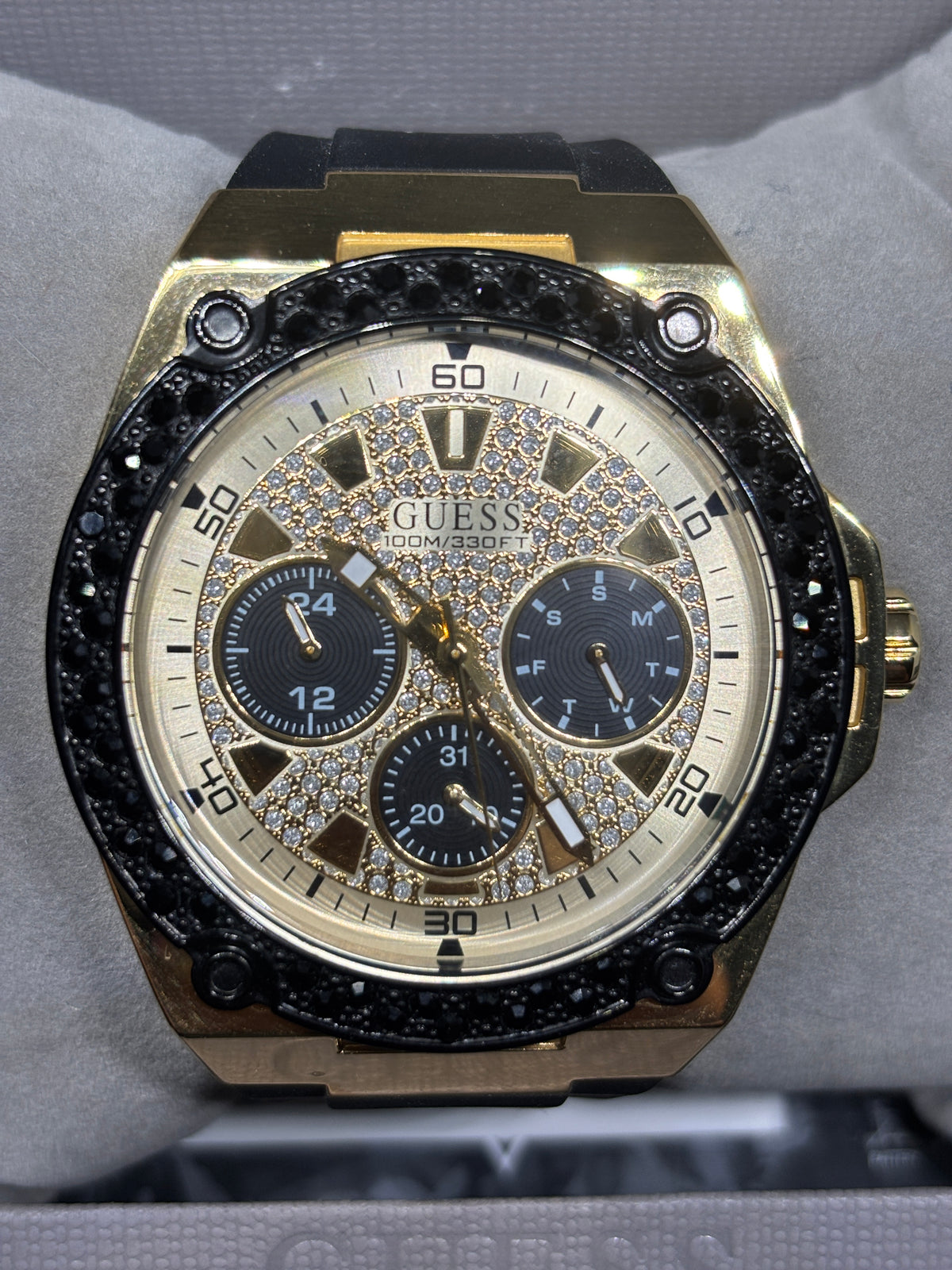 NEW - GUESS Glitz Day Date Watch